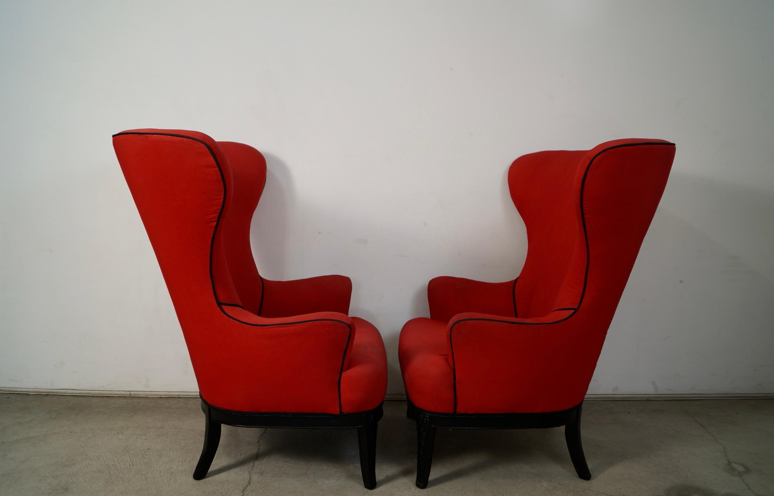 Paire de chaises à dossier papillon Hollywood Regency des années 1930 en vente 4