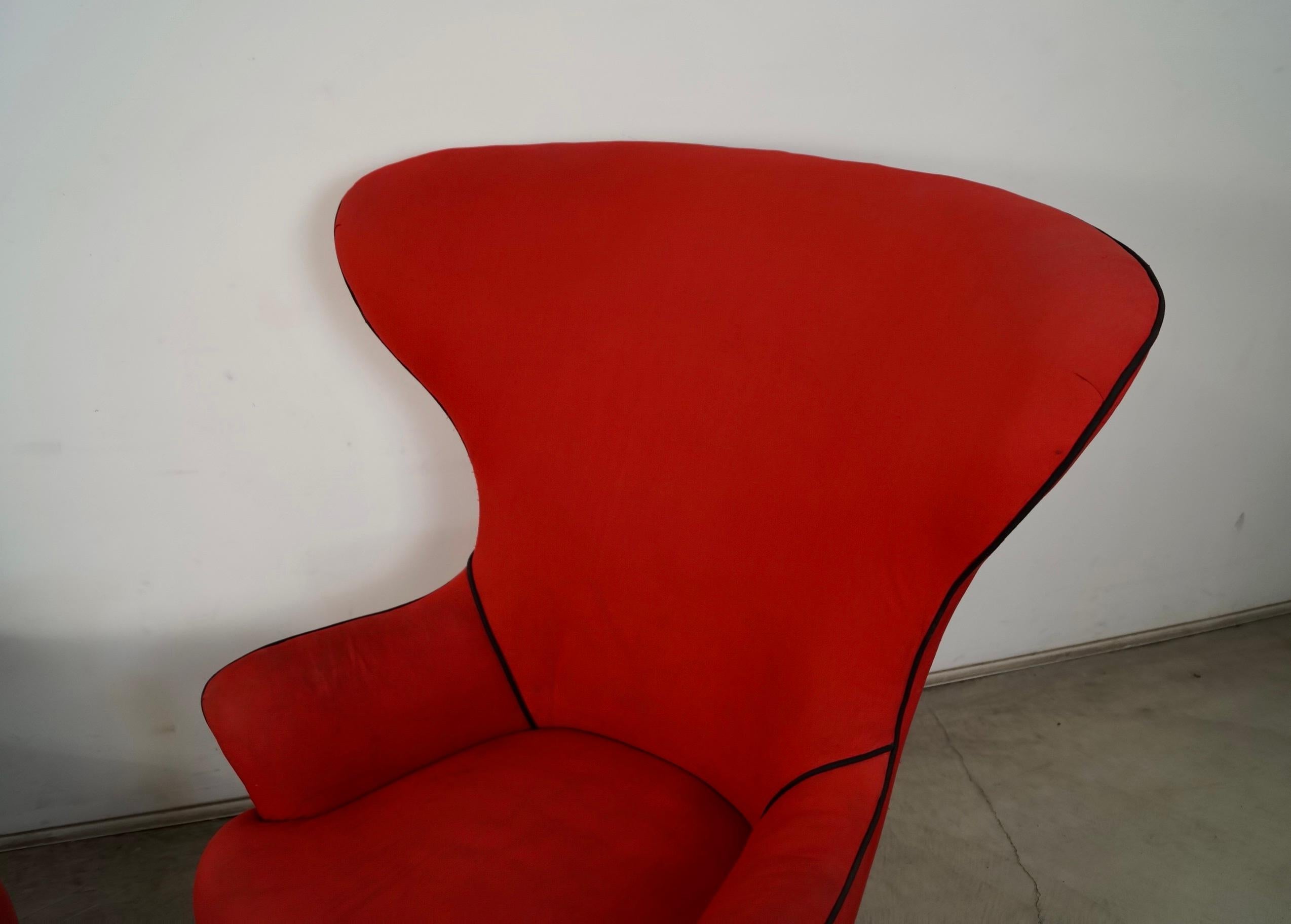 Paire de chaises à dossier papillon Hollywood Regency des années 1930 en vente 7