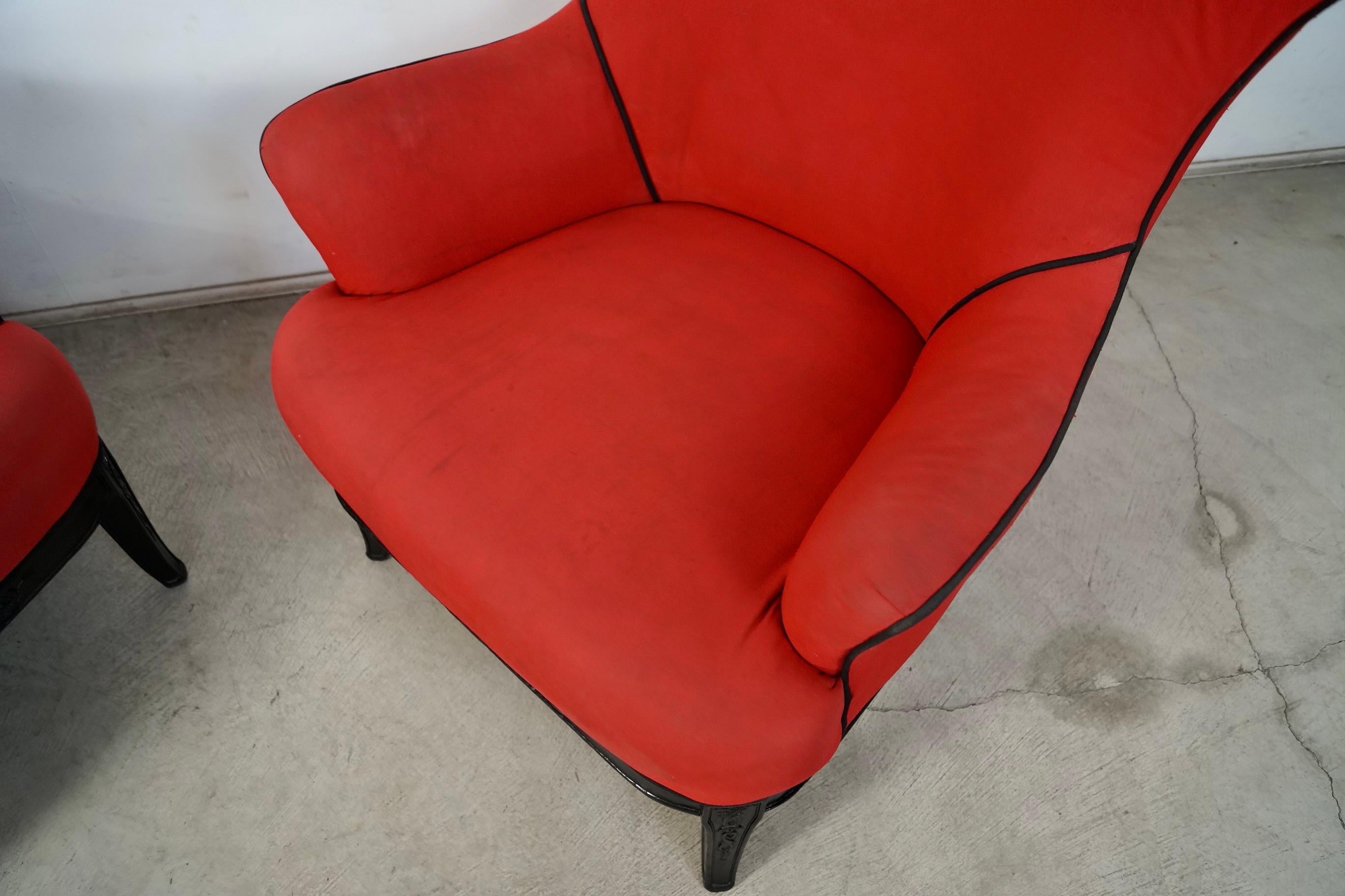 Paire de chaises à dossier papillon Hollywood Regency des années 1930 en vente 8