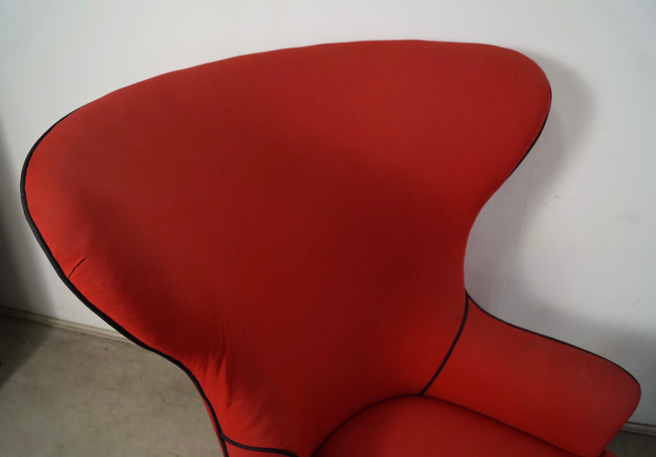 Paire de chaises à dossier papillon Hollywood Regency des années 1930 en vente 9