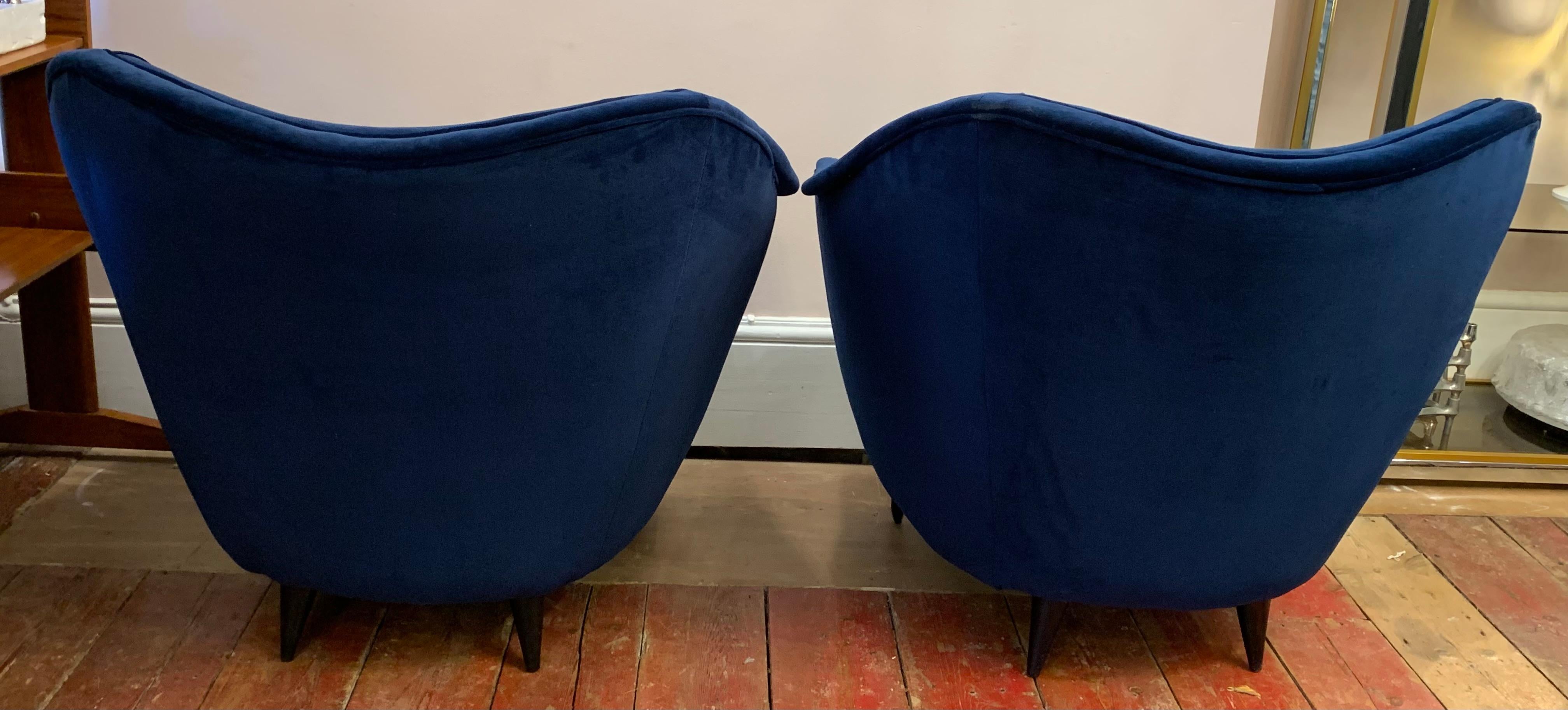 Pair of 1930s Italian Gio Ponti Armchairs for Casa e Giardino in Sapphire Blue 3
