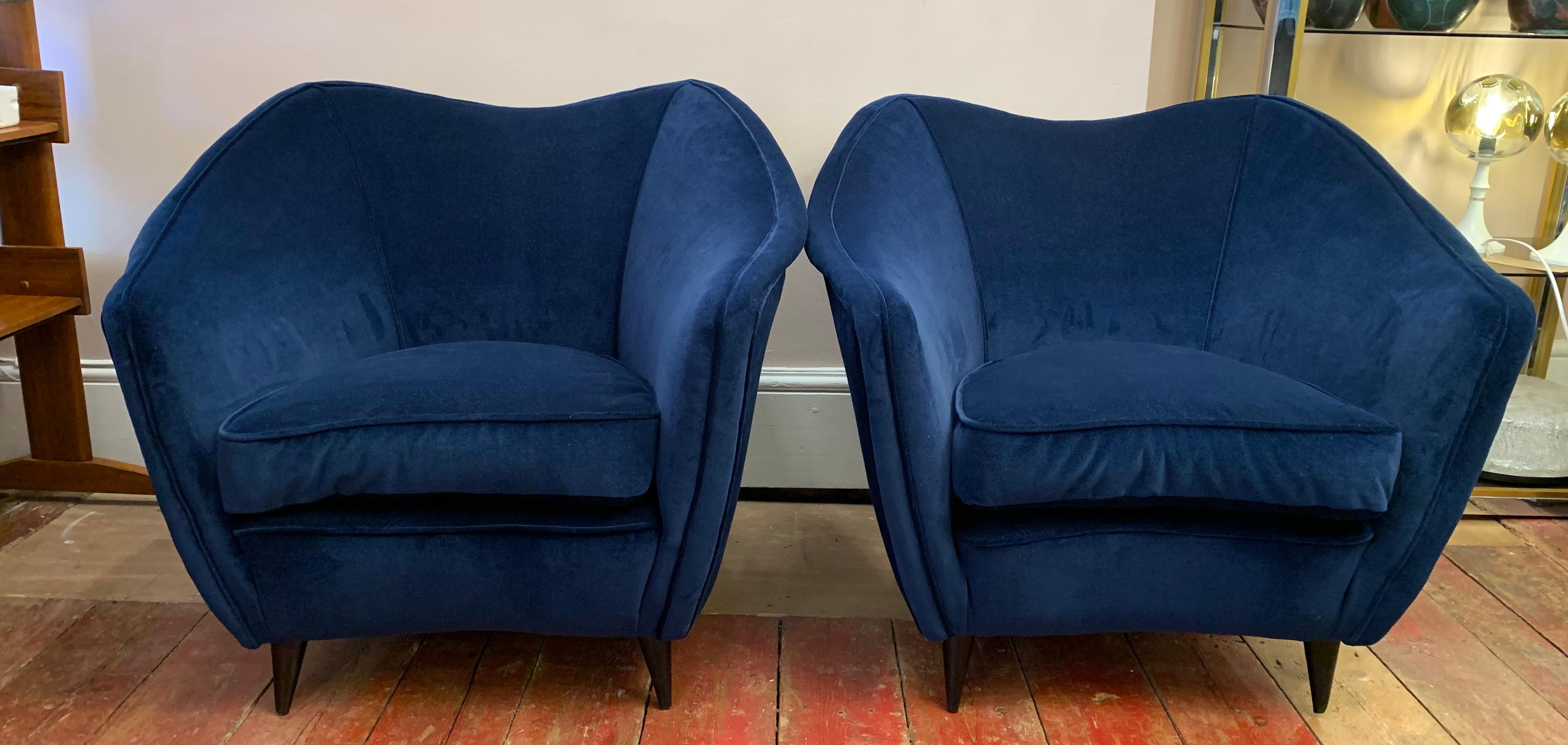 Mid-Century Modern Pair of 1930s Italian Gio Ponti Armchairs for Casa e Giardino in Sapphire Blue