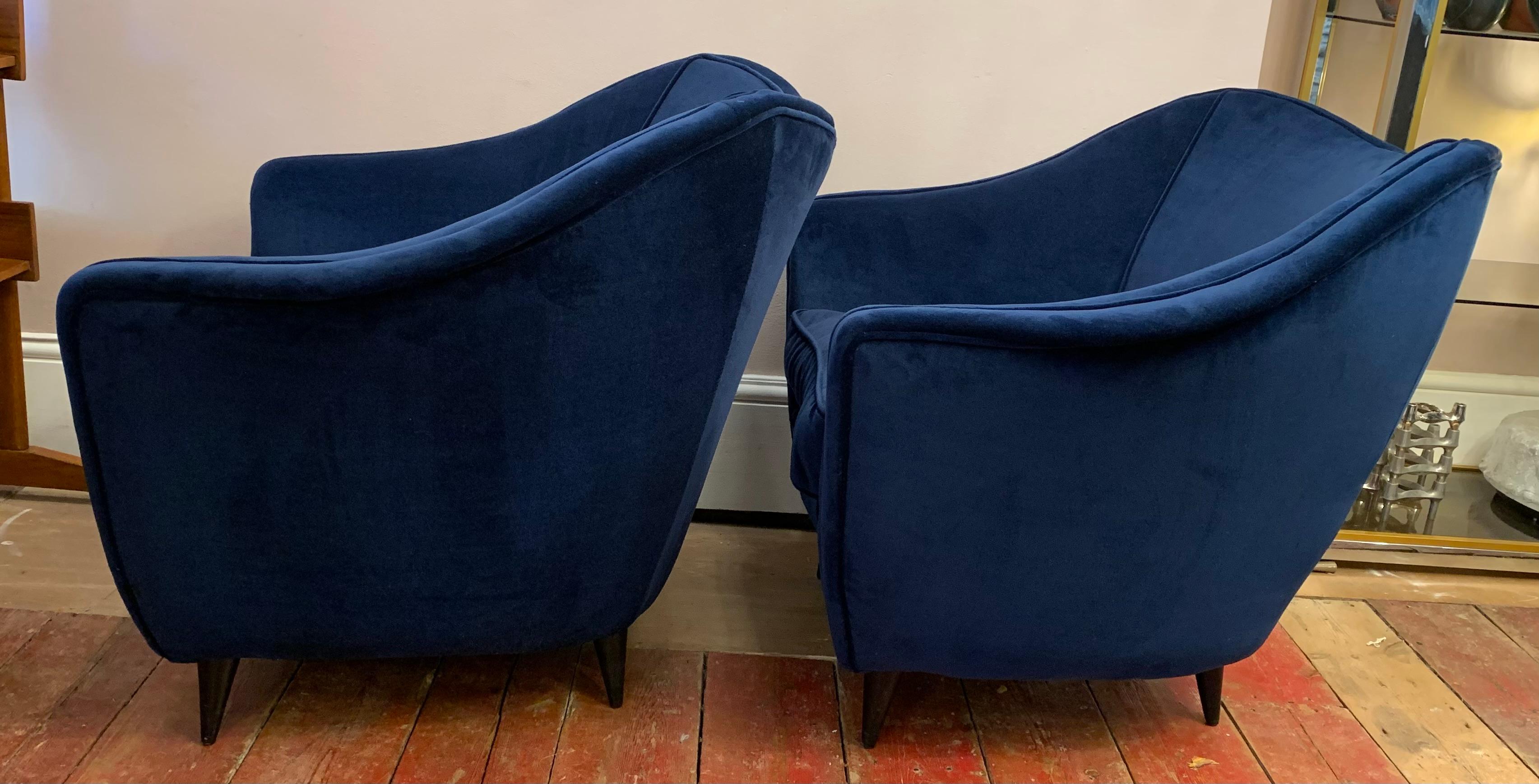 Wood Pair of 1930s Italian Gio Ponti Armchairs for Casa e Giardino in Sapphire Blue