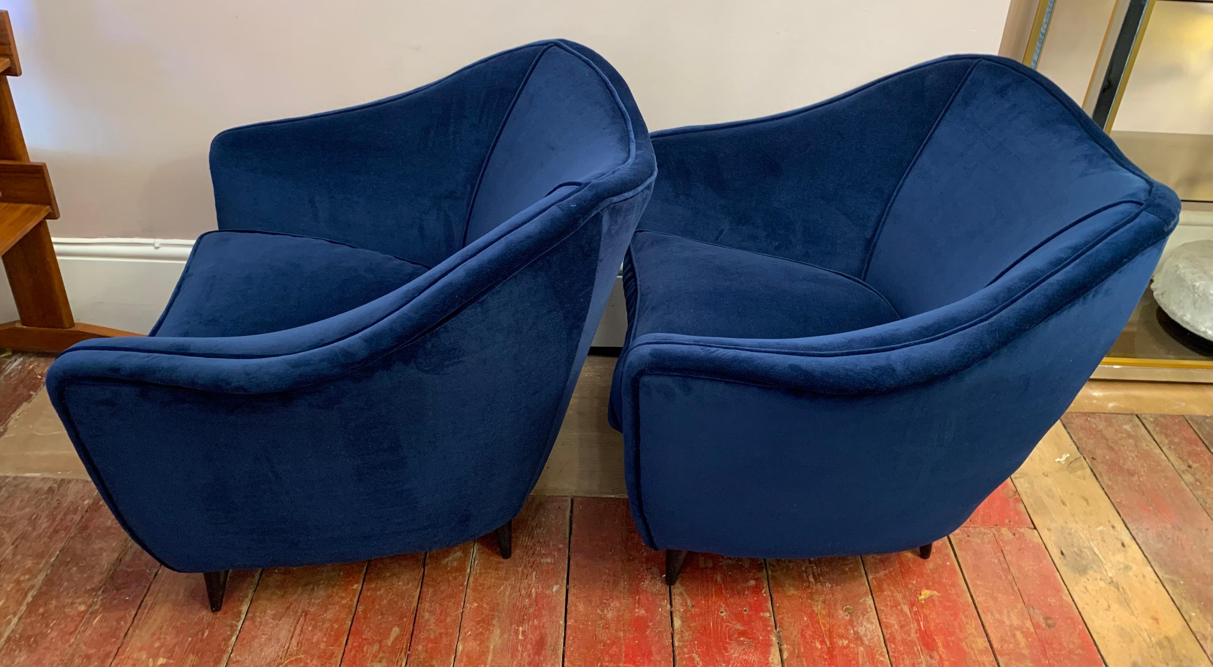 Pair of 1930s Italian Gio Ponti Armchairs for Casa e Giardino in Sapphire Blue 1