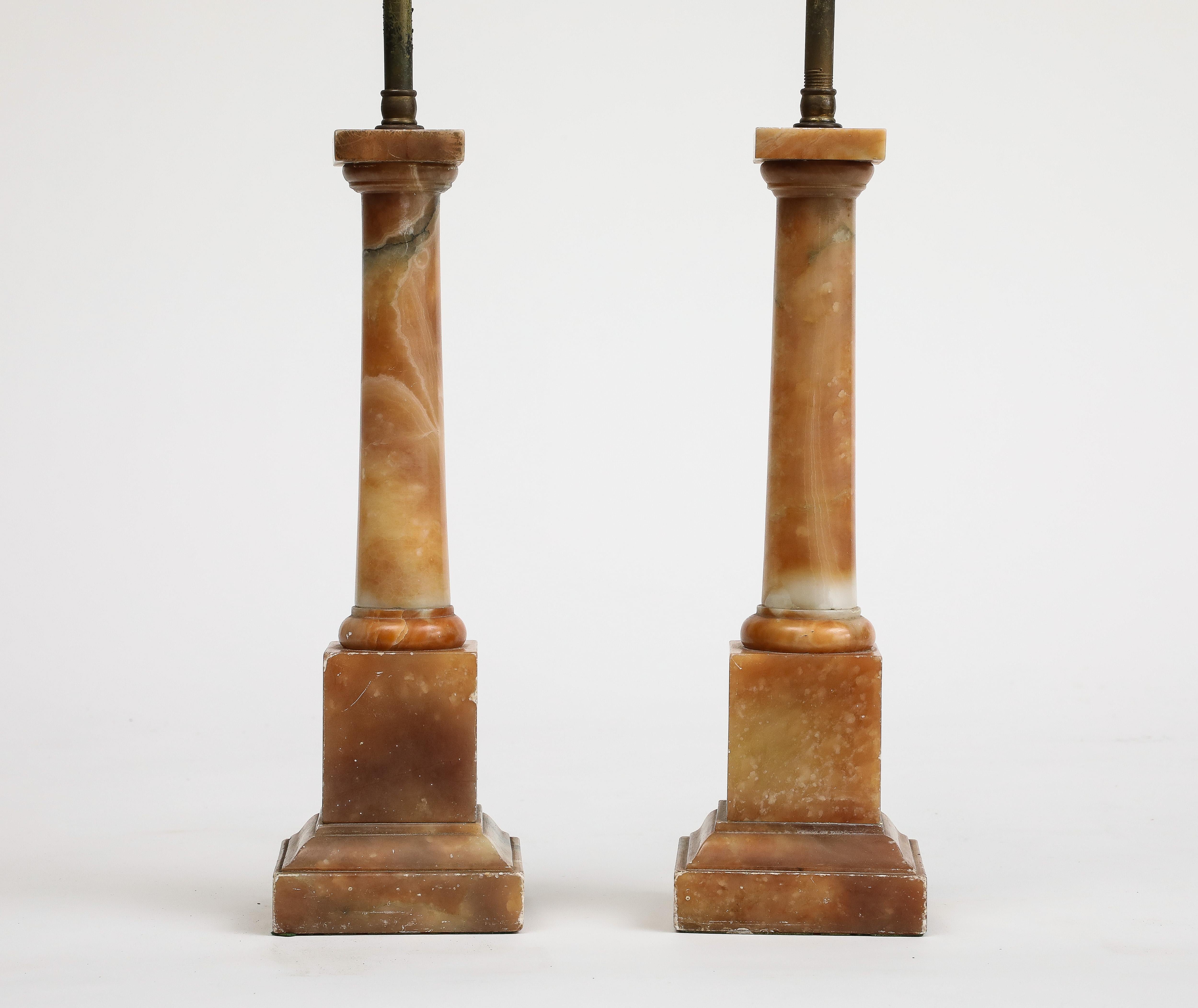 Pair of 1930s Italian Marble Art Deco Table Lamps For Sale 2