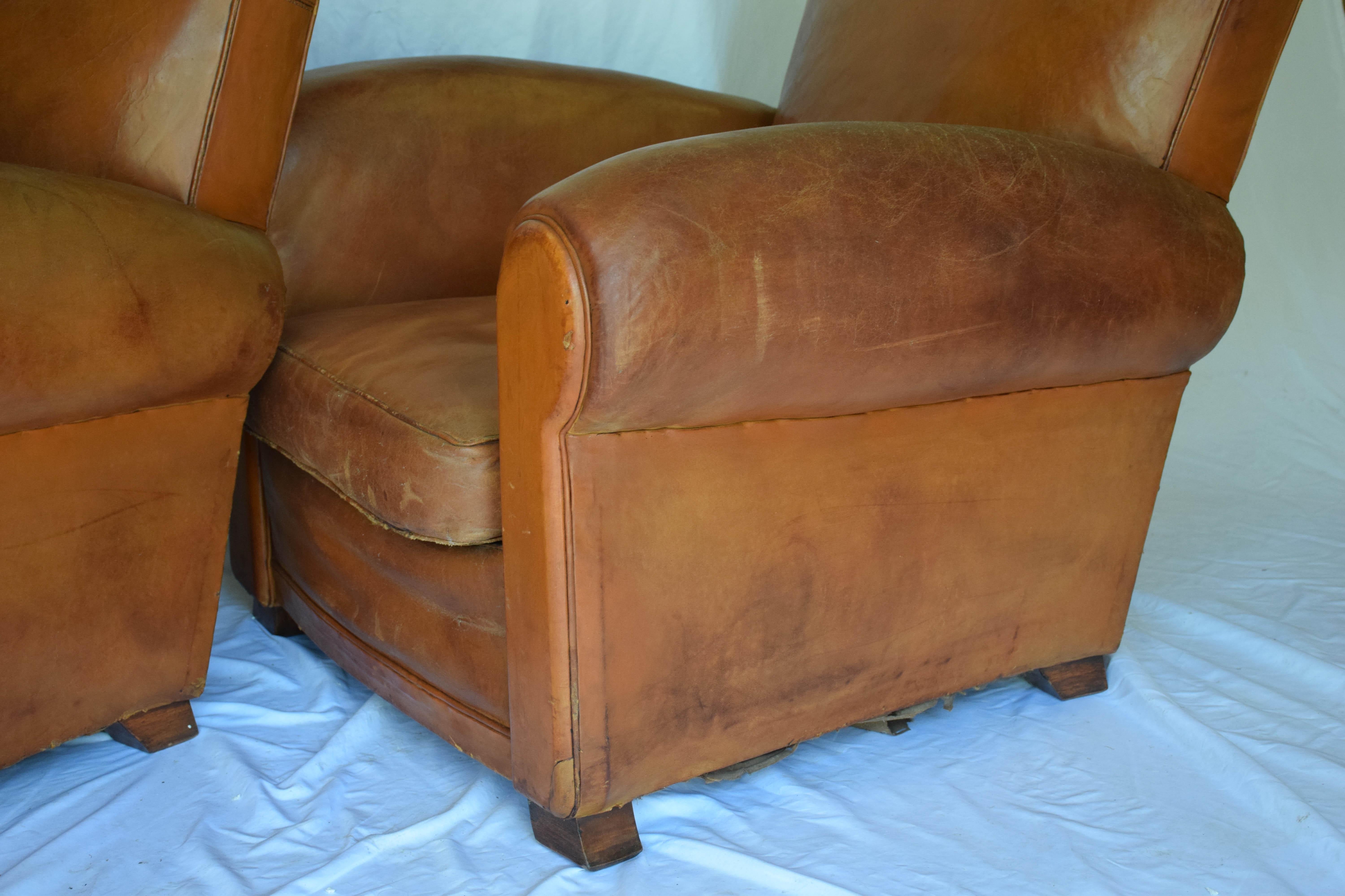 Pair of 1930s Leather Moustache Leather Club Chairs 5