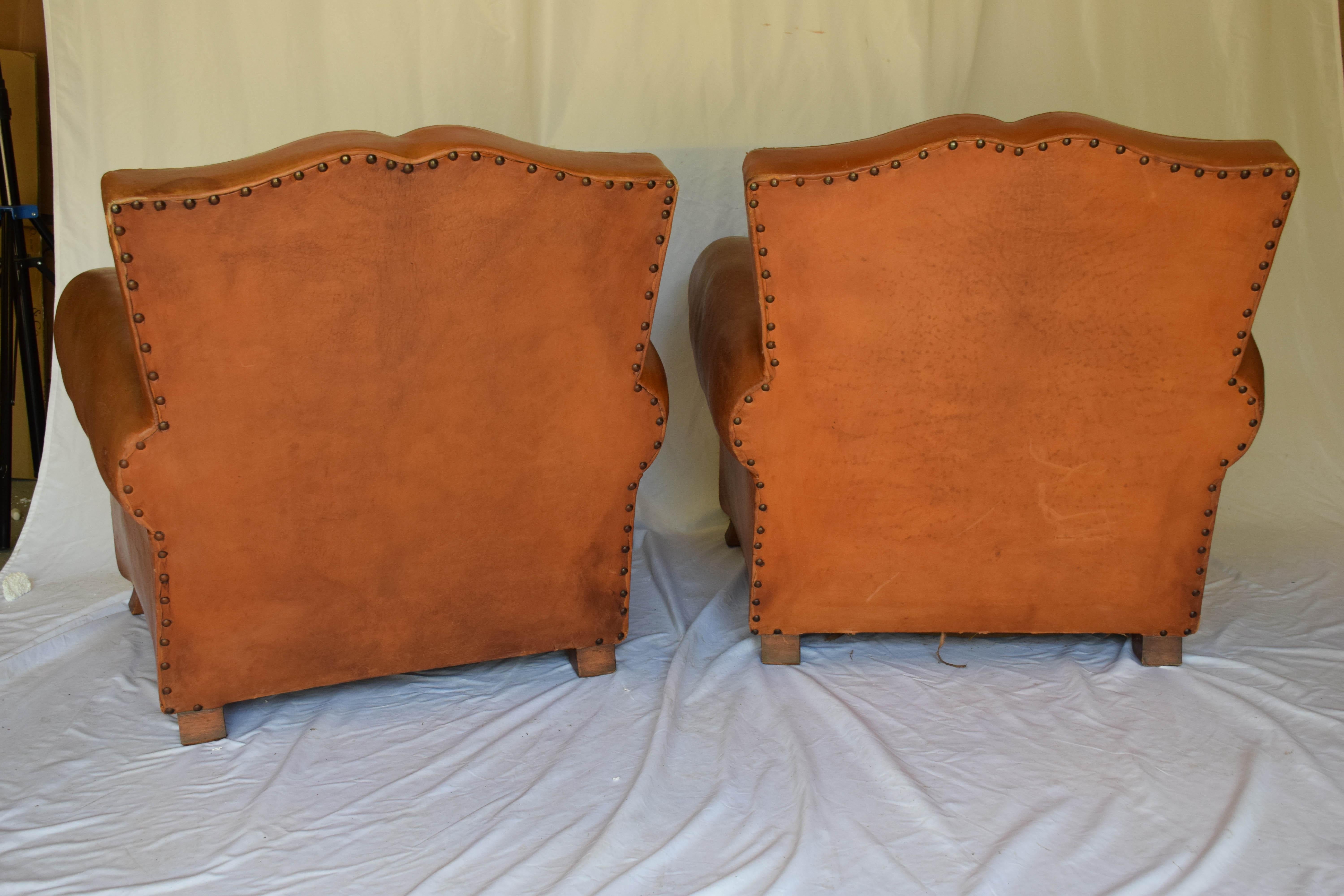 Pair of 1930s Leather Moustache Leather Club Chairs 7
