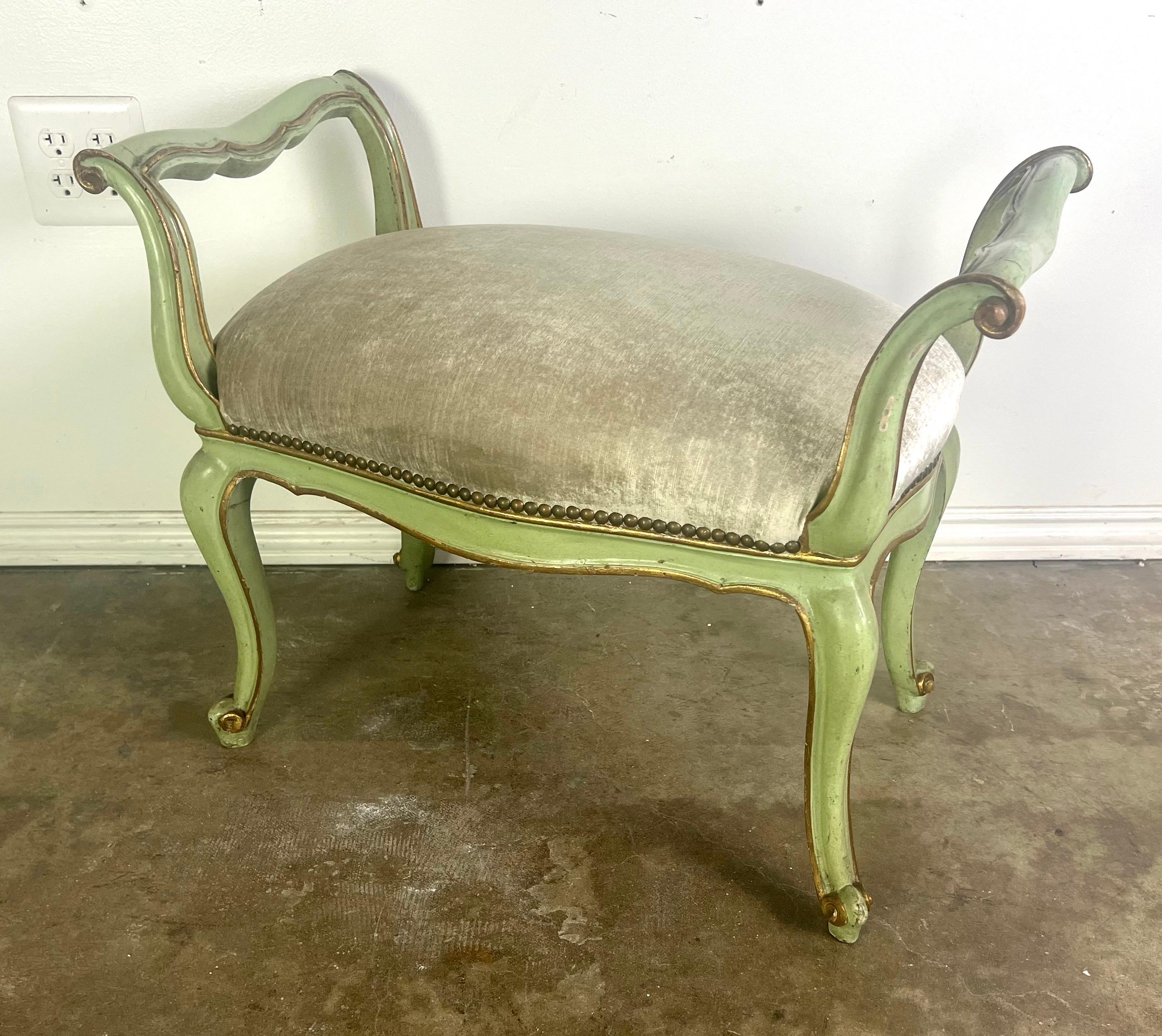Pair of 1930's Louis XV Style French Painted Benches For Sale 4