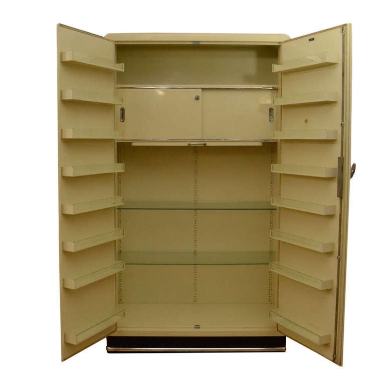 pharmaceutical storage cabinets