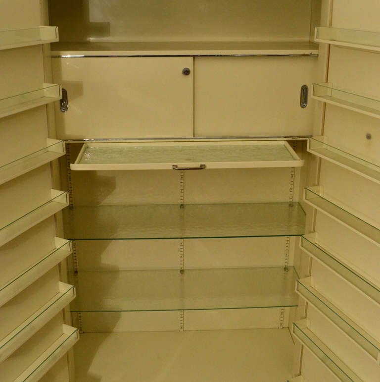 German Industrial Cream Metal Pharmaceutical Storage Cabinet 1930's
