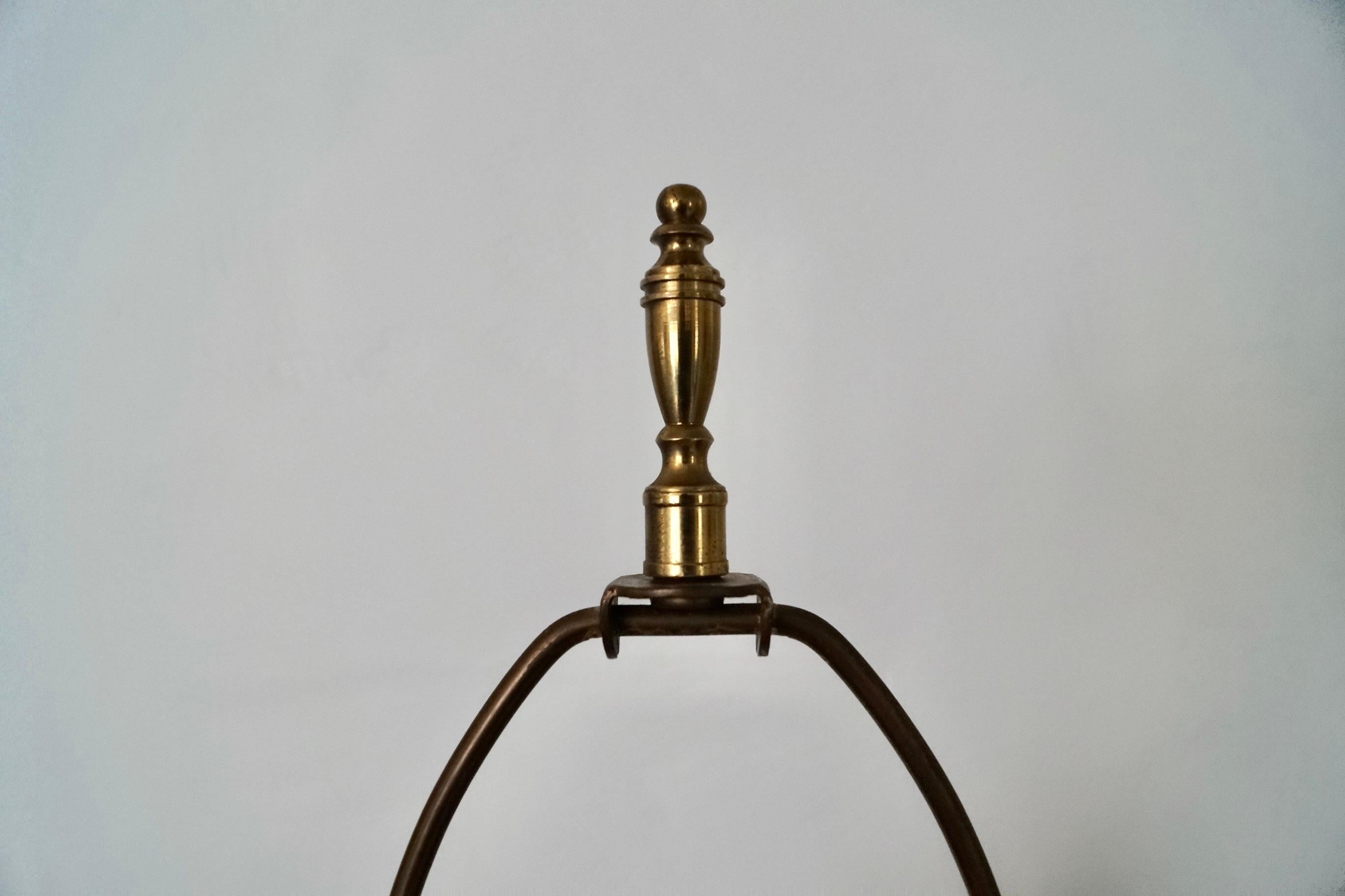 Paire de lampes de table néoclassiques d'inspiration romaine ancienne des années 1930 en vente 1