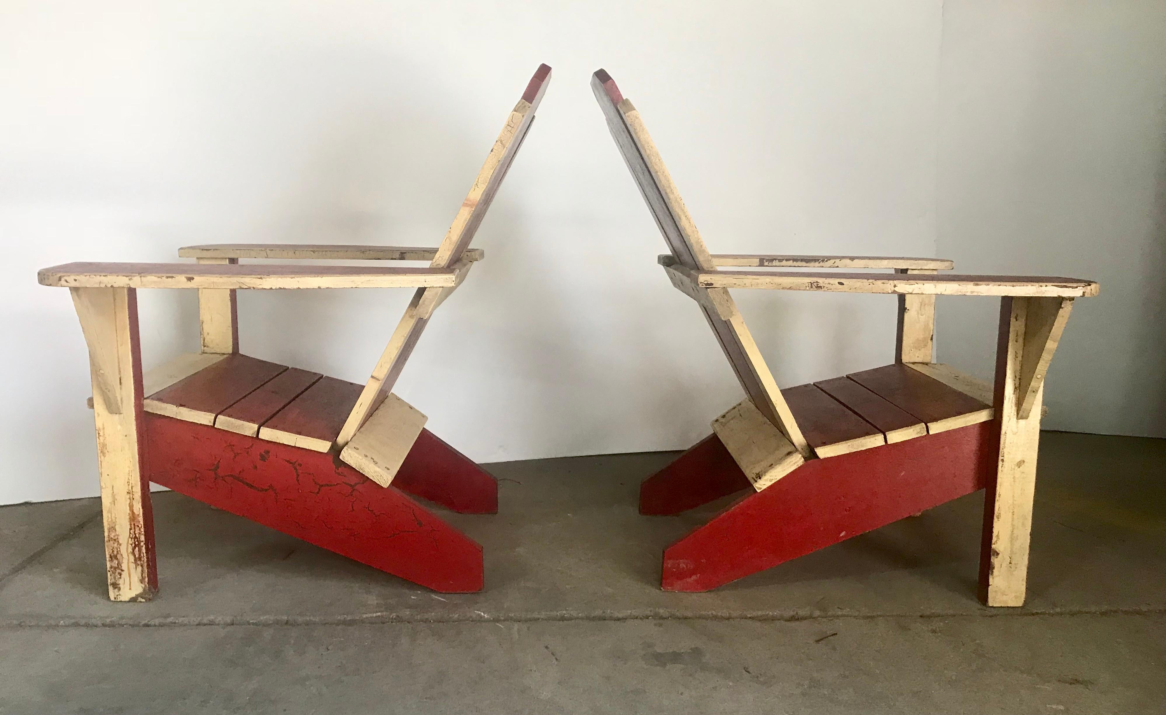 Pair of 1930s Painted Two-Tone Adirondack, Westport Deck Chairs In Distressed Condition In Buffalo, NY