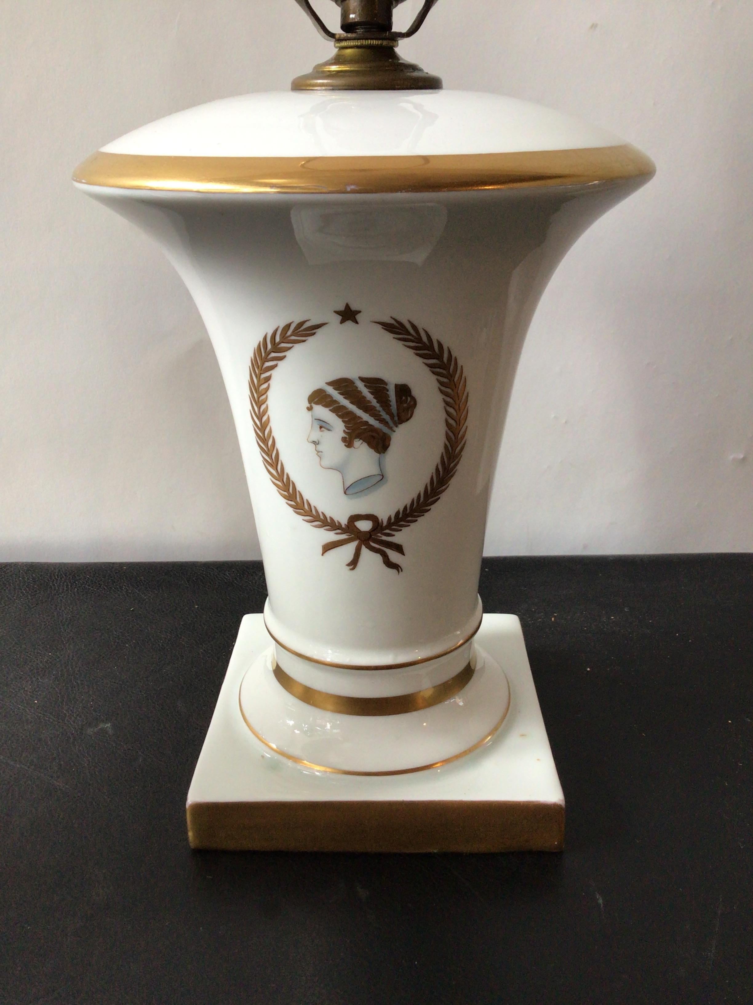 Pair of 1930s Small Porcelain Urn Neo Classical Lamps In Good Condition For Sale In Tarrytown, NY