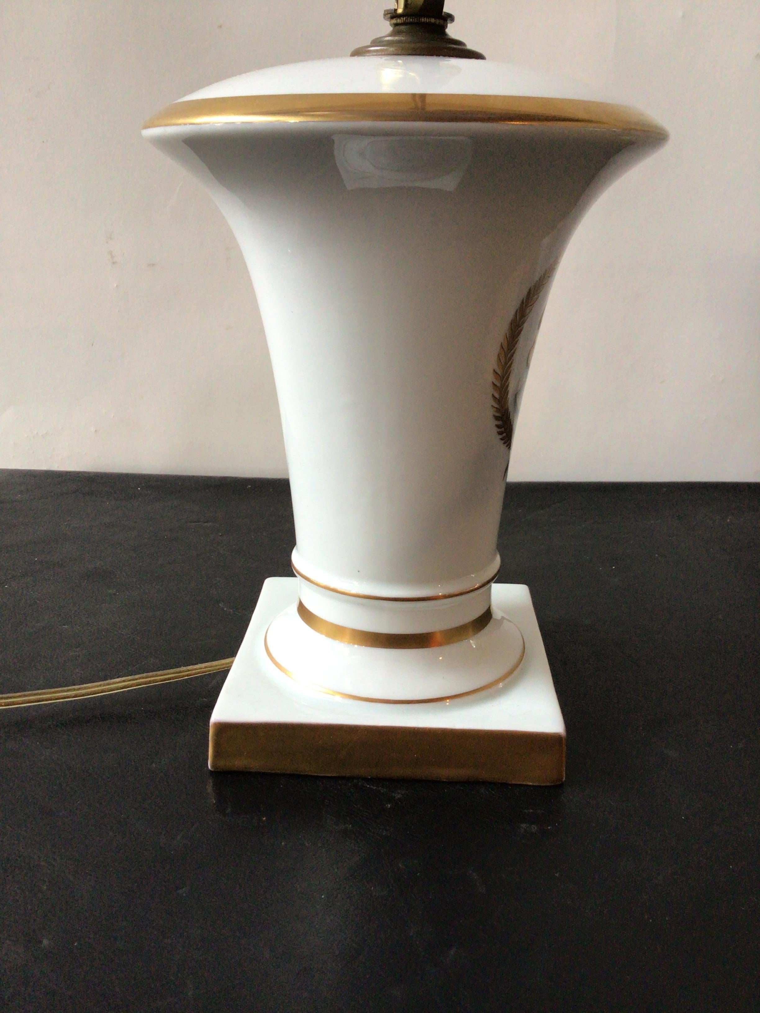 Pair of 1930s Small Porcelain Urn Neo Classical Lamps For Sale 4
