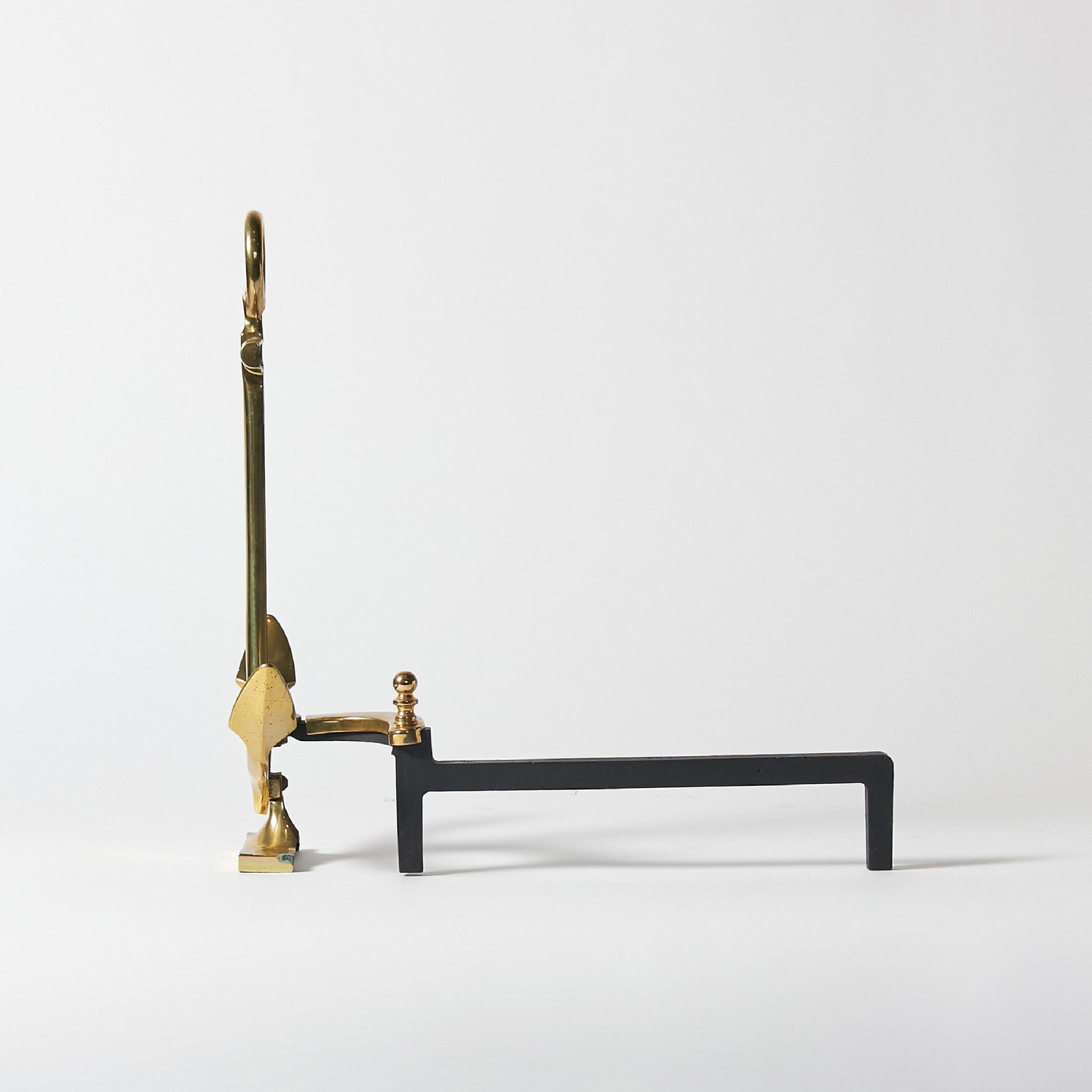 Mid-Century Modern Pair of 1940 Anchor-Shaped Andirons in Polished Brass For Sale