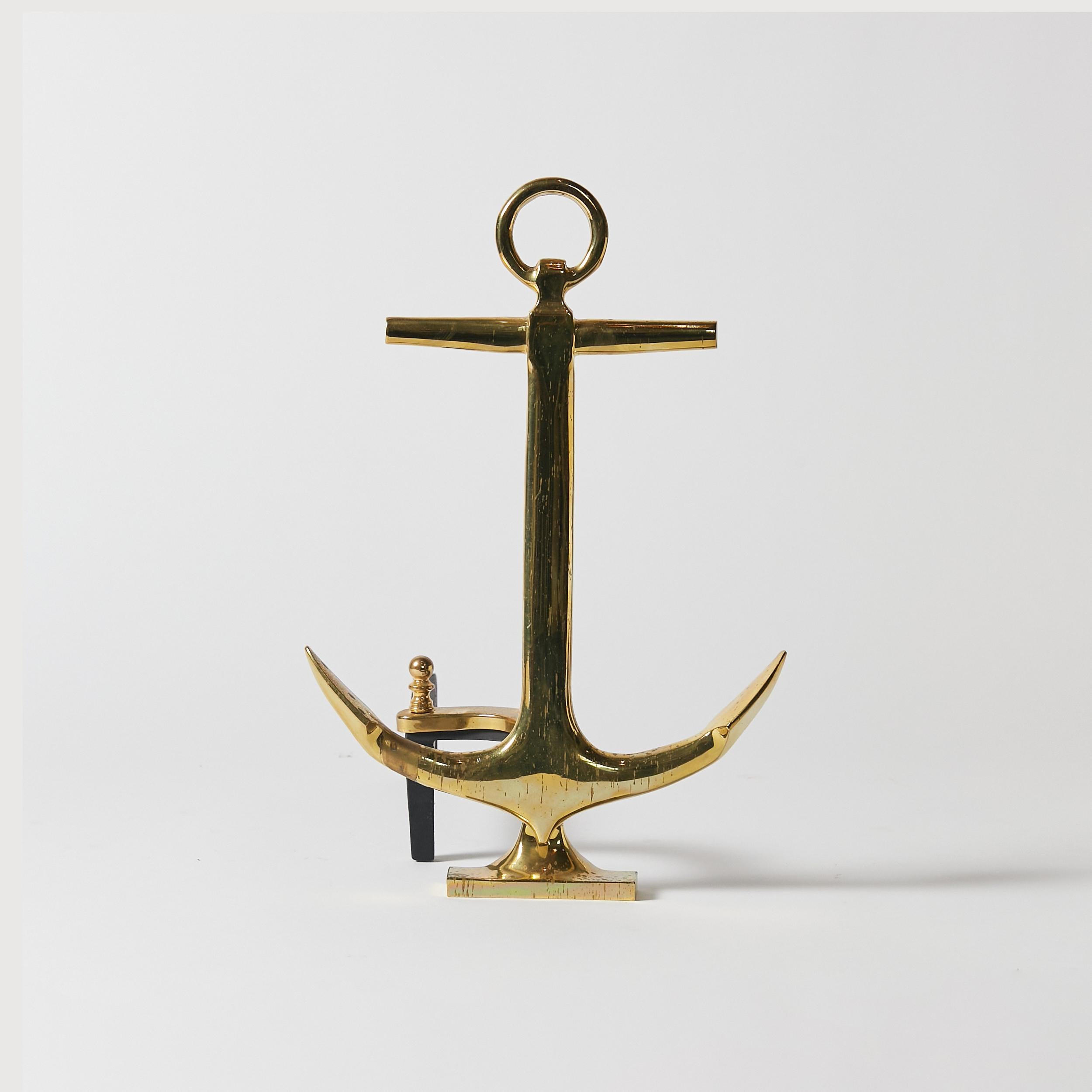 Blackened Pair of 1940 Anchor-Shaped Andirons in Polished Brass For Sale
