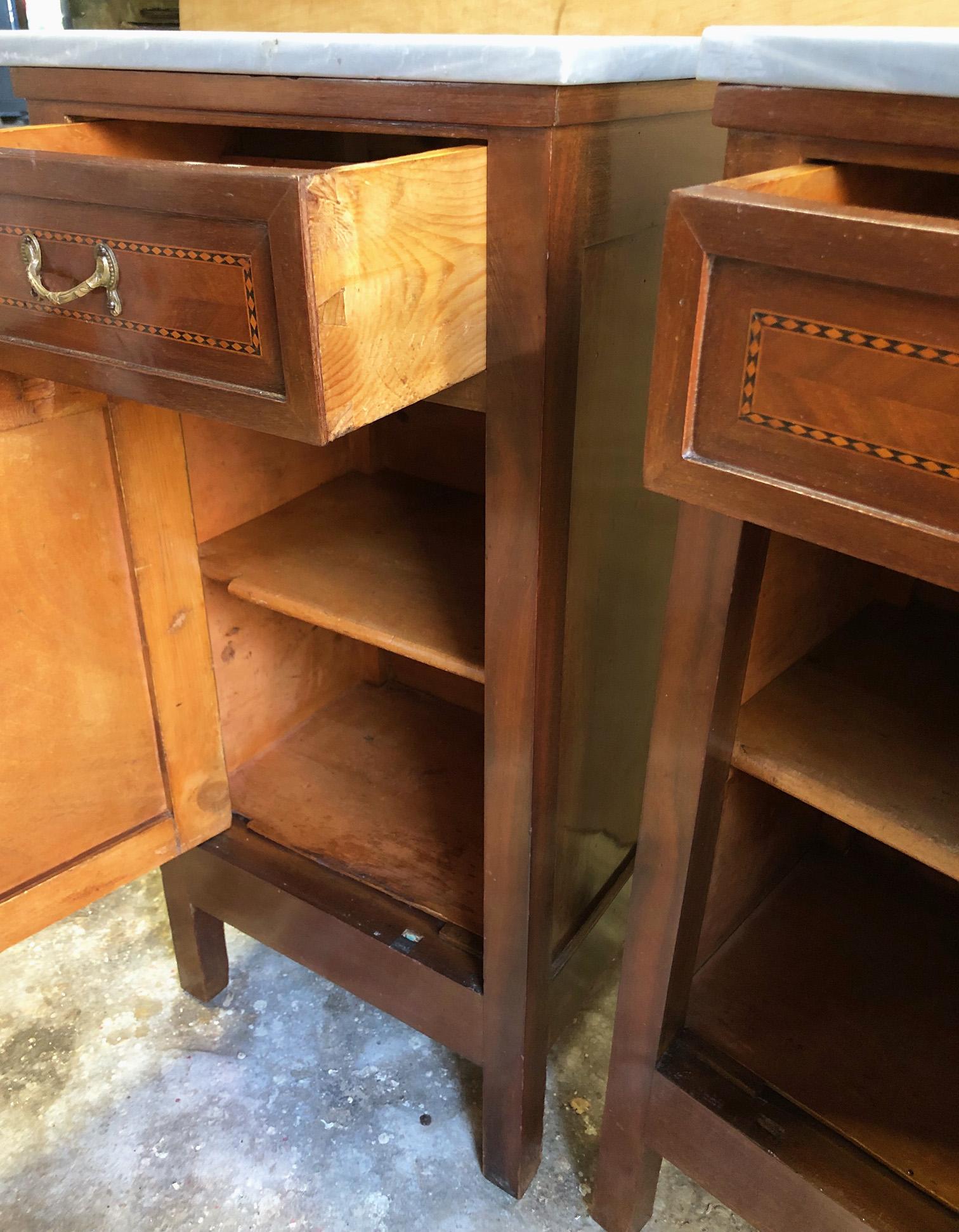 Pair of 1940 Italian Nightstands, Natural Color, Mahogany, Grey Marble In Good Condition In Buggiano, IT