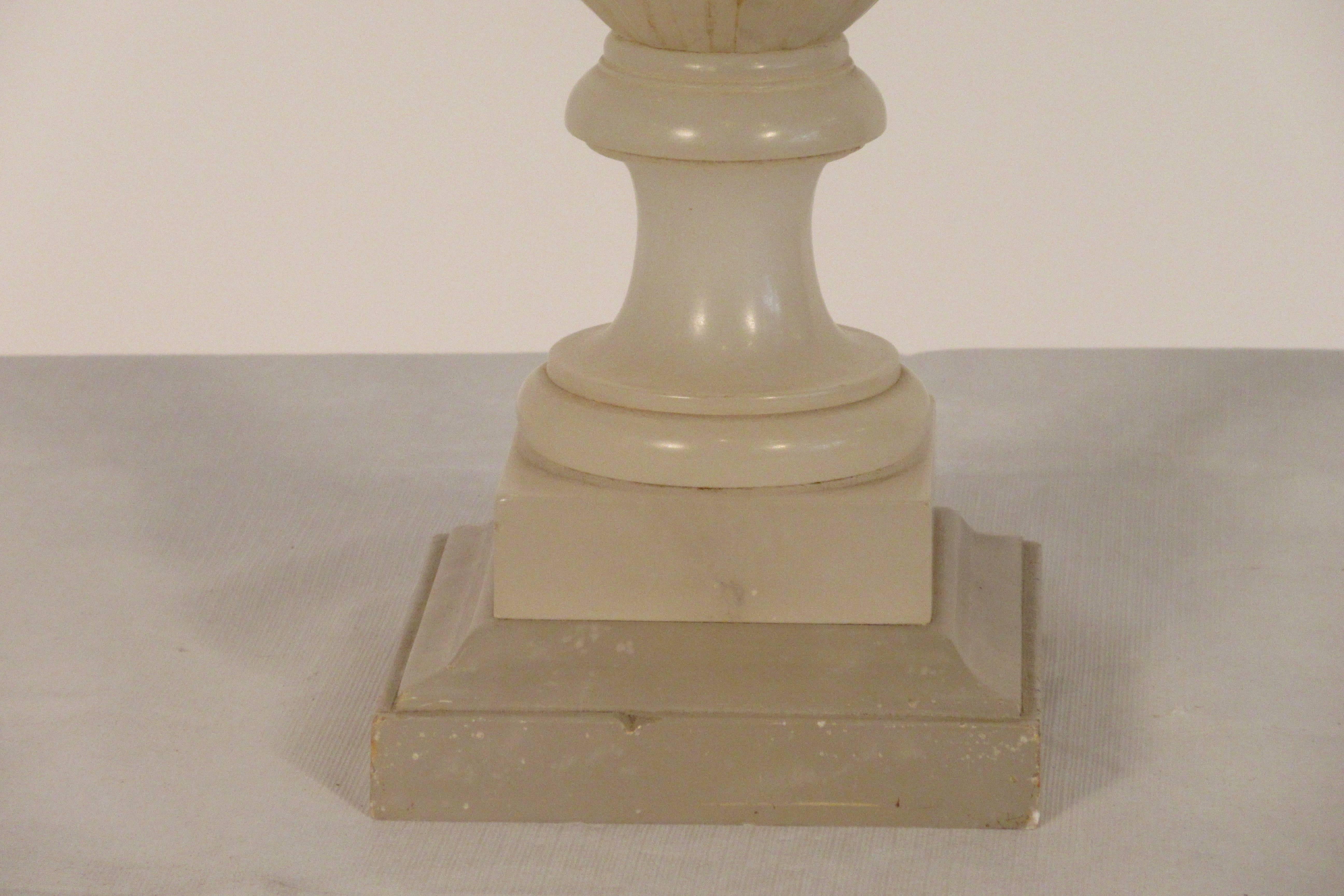 Pair of 1940s Alabaster Classical Urn Lamps 7