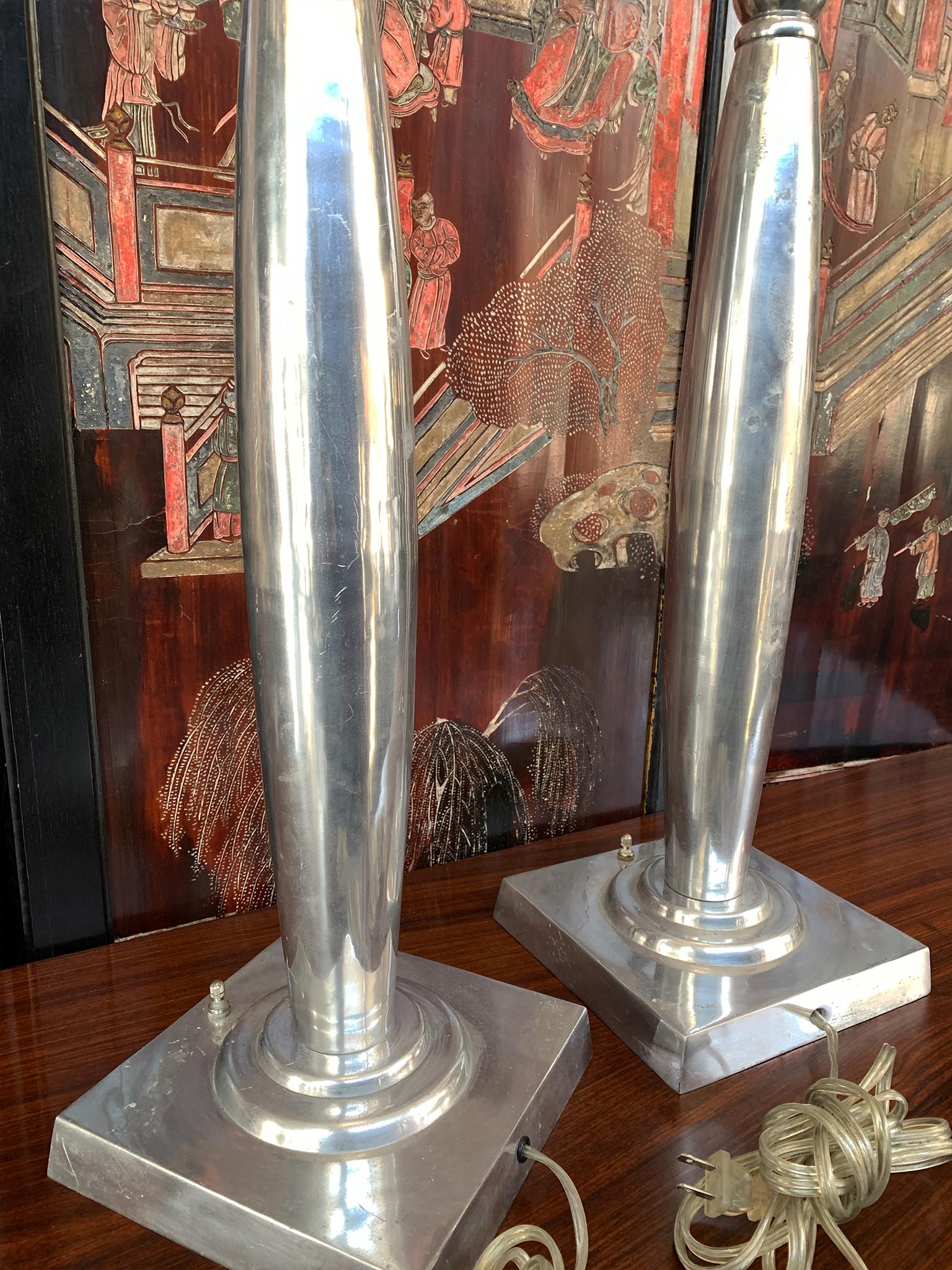 Pair of 1940s Art Deco Aluminum Table Lamps 6