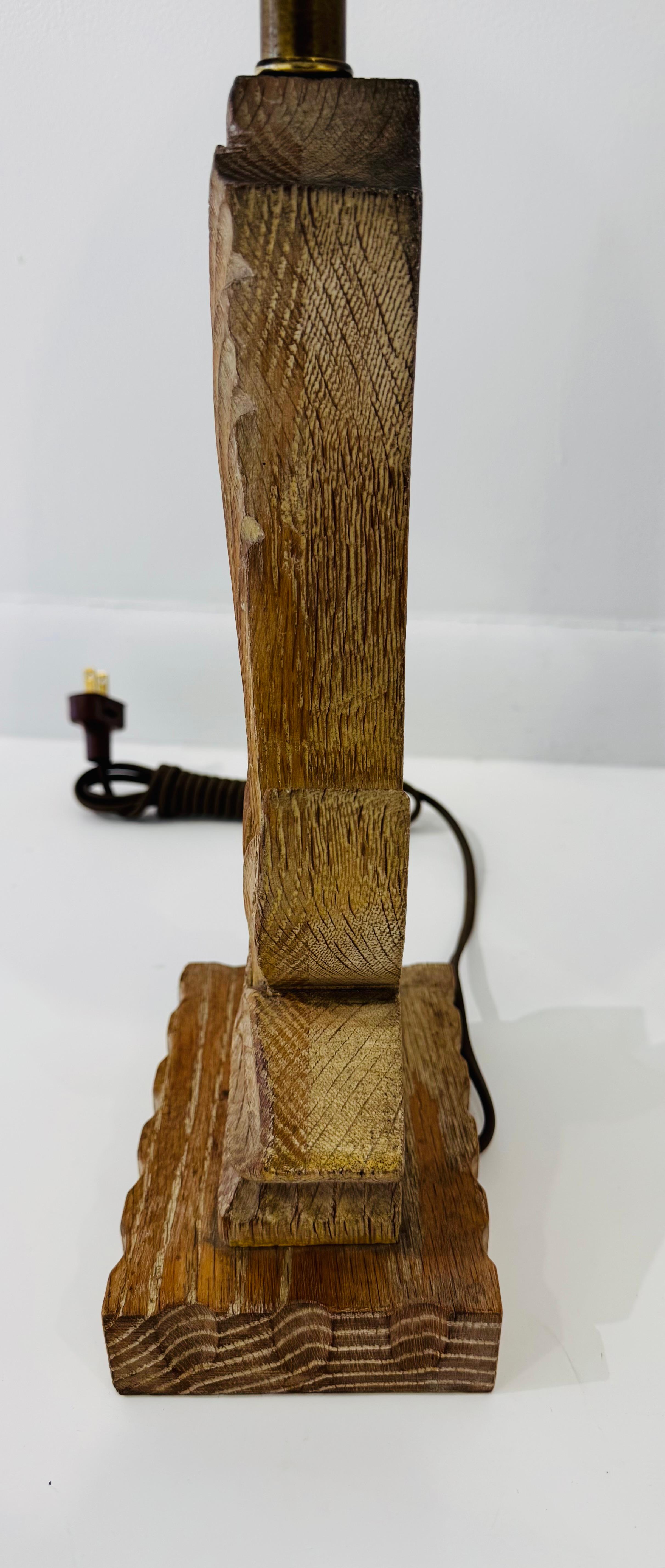 Paire de lampes de table Heifetz en bois sculpté Art Déco des années 1940 en vente 4