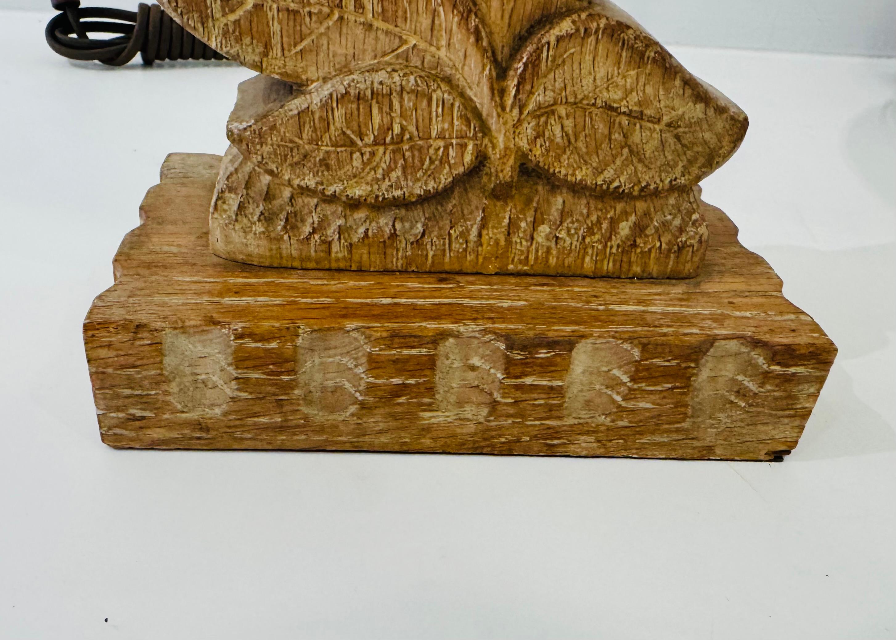 Paire de lampes de table Heifetz en bois sculpté Art Déco des années 1940 en vente 2
