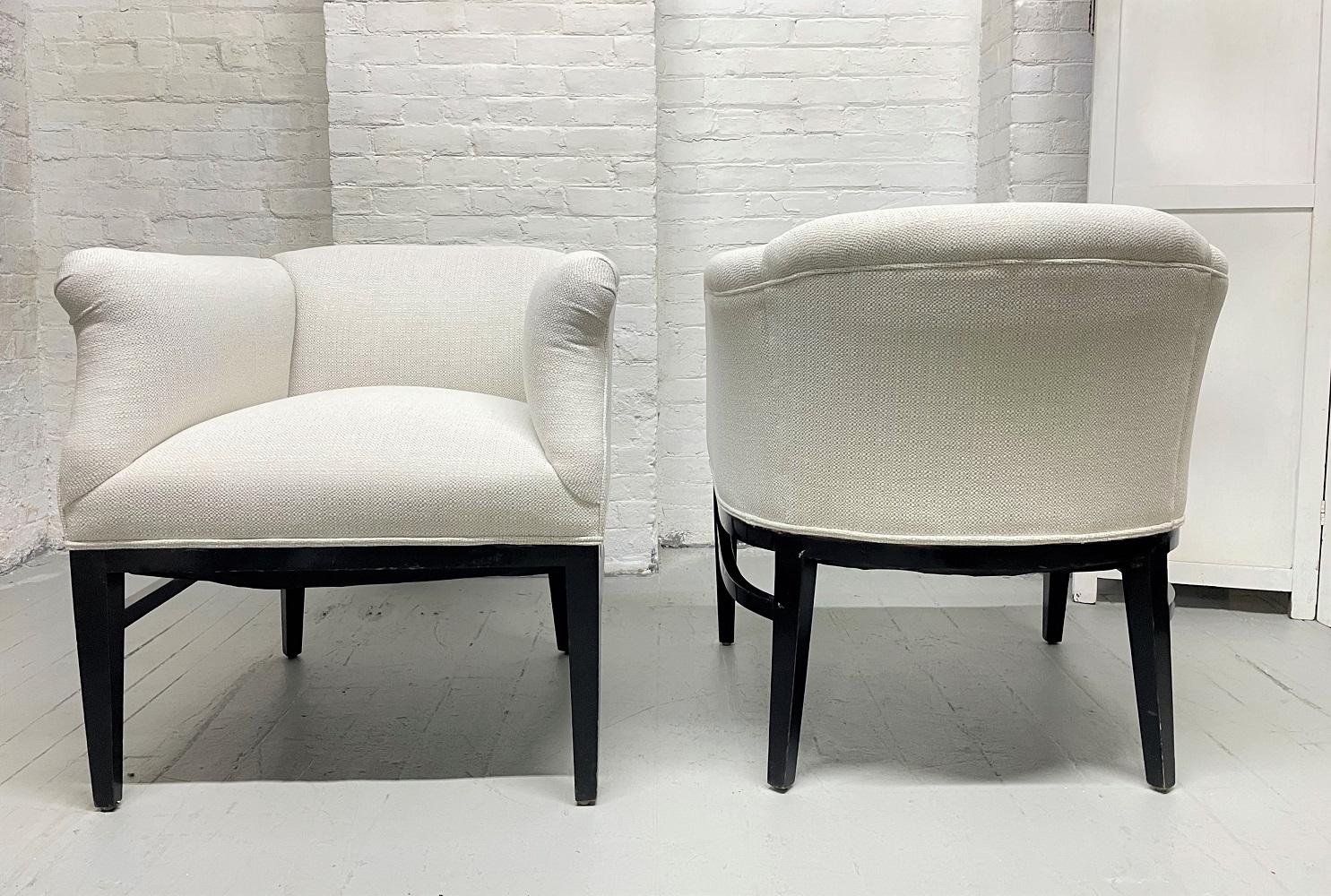 Pair of 1940s Art Deco Lounge Chairs In Good Condition For Sale In New York, NY