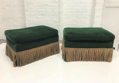 Paar gepolsterte Art-déco-Ottomanen aus Samt aus den 1940er Jahren