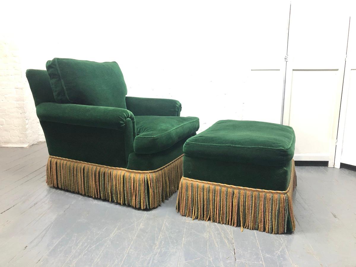 Milieu du XXe siècle Paire de poufs tapissés en velours Art Déco des années 1940 en vente