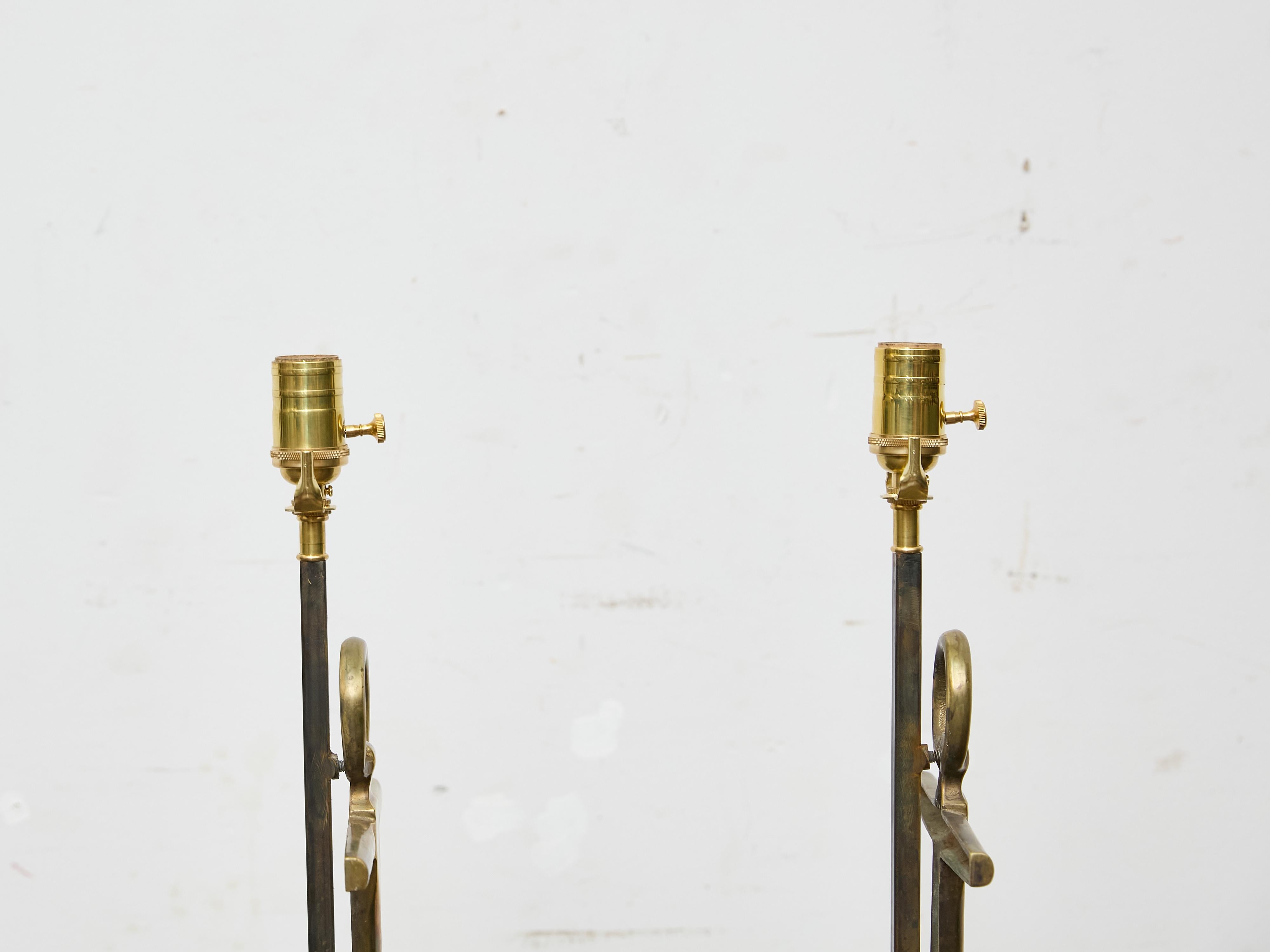 Pair of 1940s Bronze Anchor Lamps on Lucite Bases, Wired for USA For Sale 6