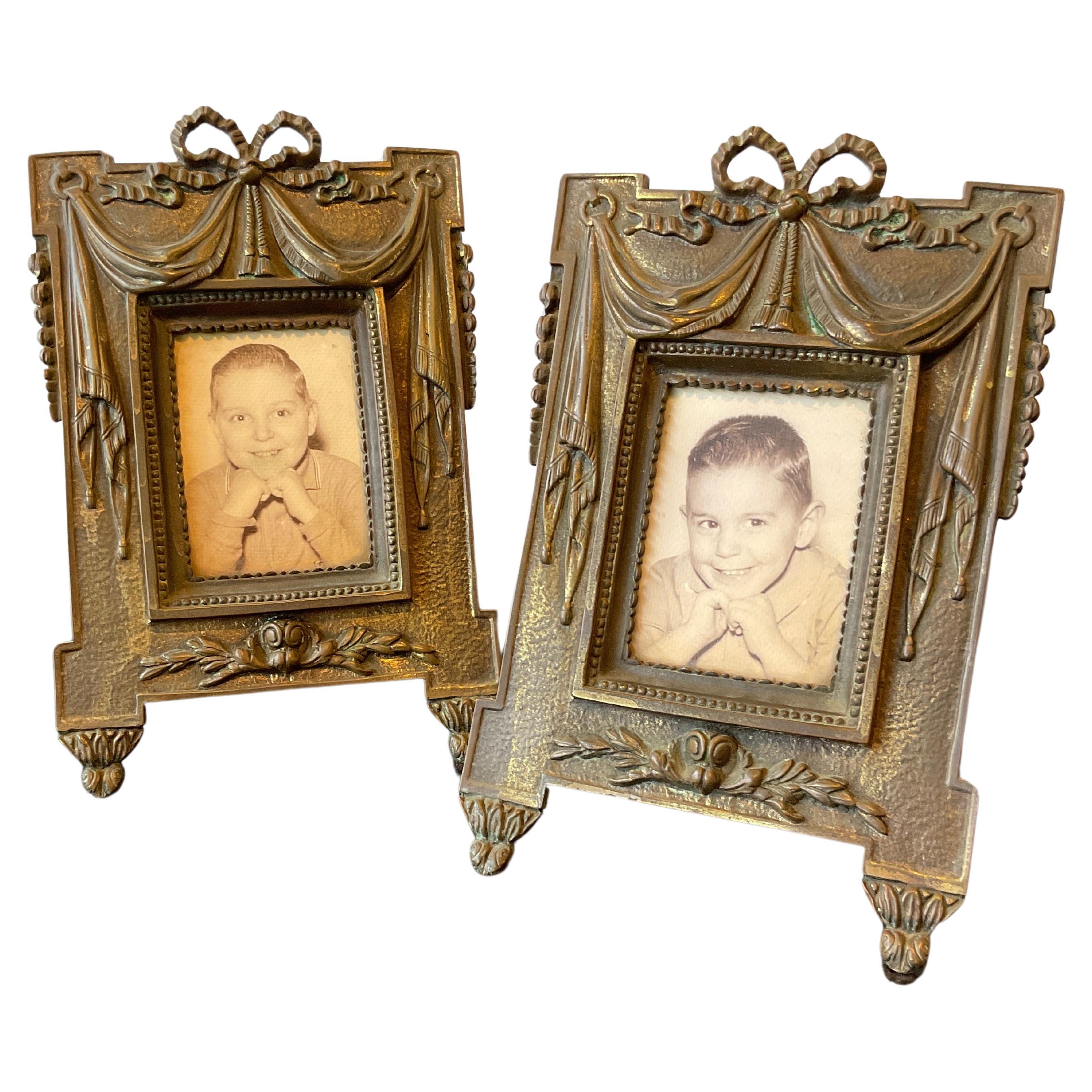Paar 1940er Jahre Bronze Französisch Classic Frames