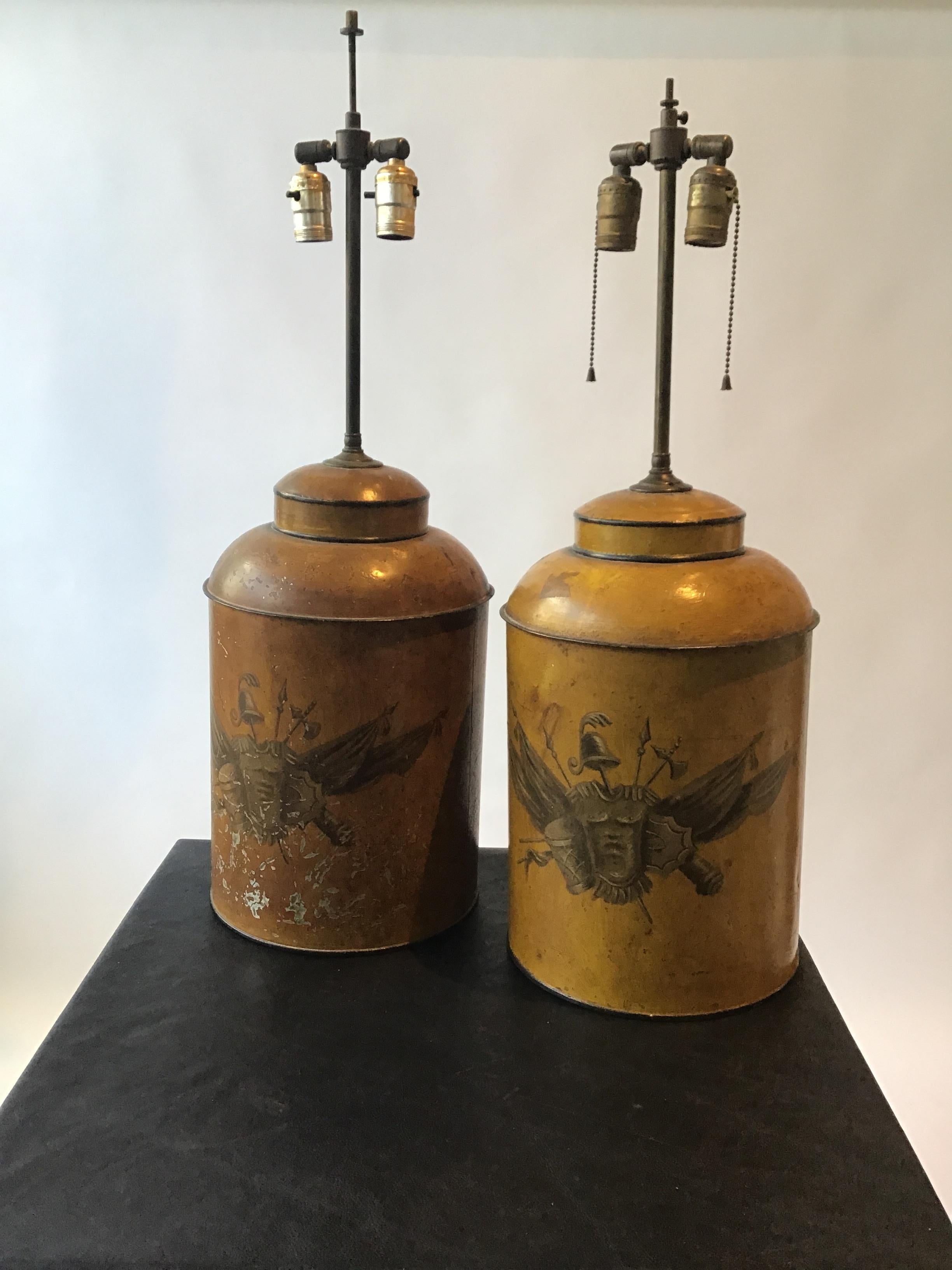 Mid-20th Century Pair of 1940s Classical Tole Lamps For Sale