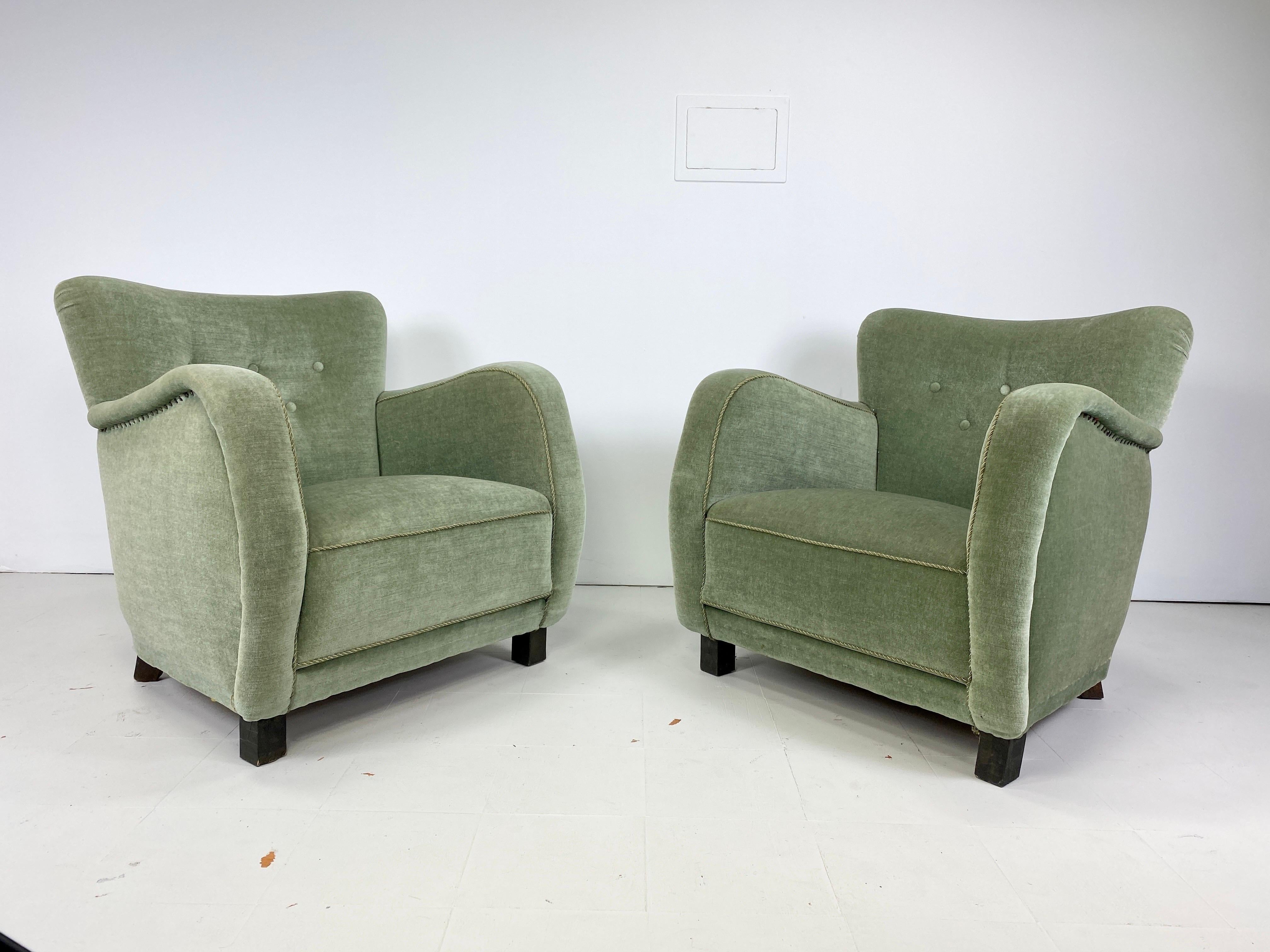 Scandinavian Modern Pair of 1940s Danish Lounge Chairs