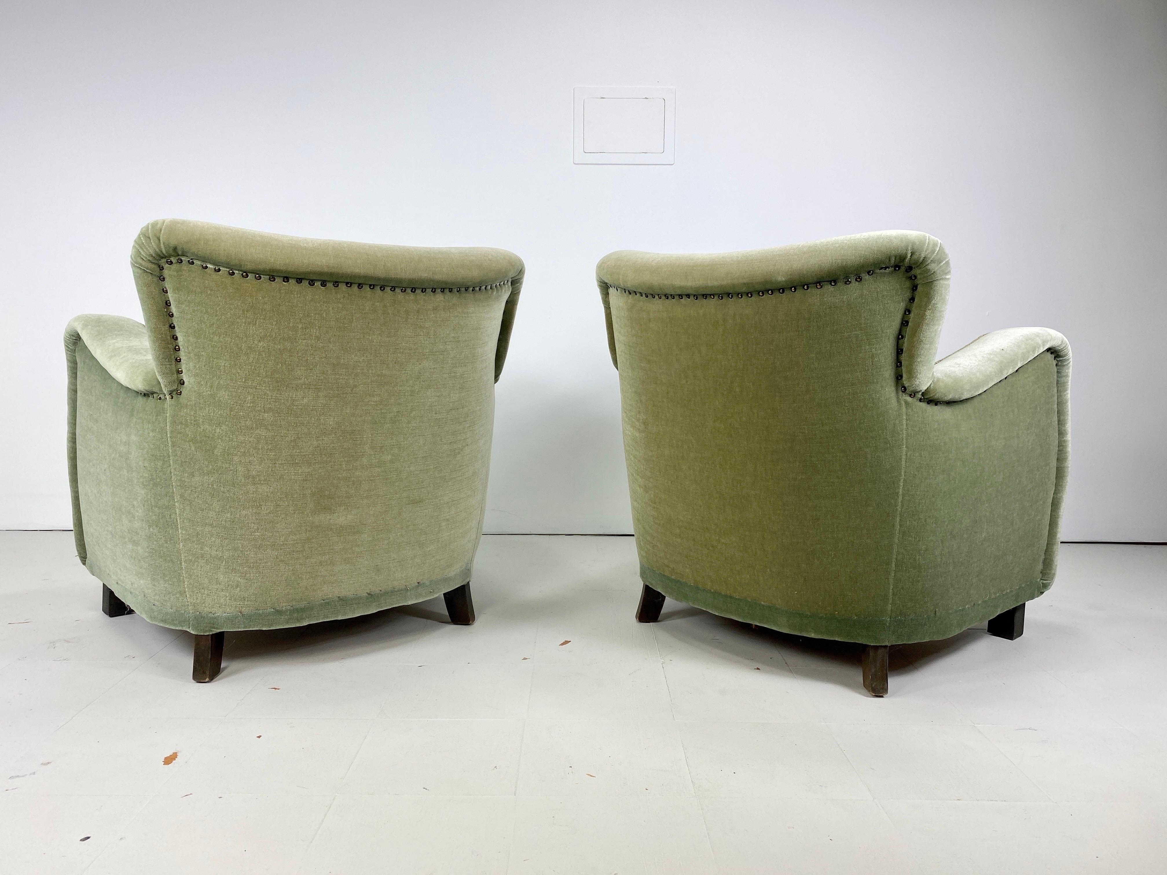 Pair of 1940s Danish Lounge Chairs In Good Condition In Turners Falls, MA