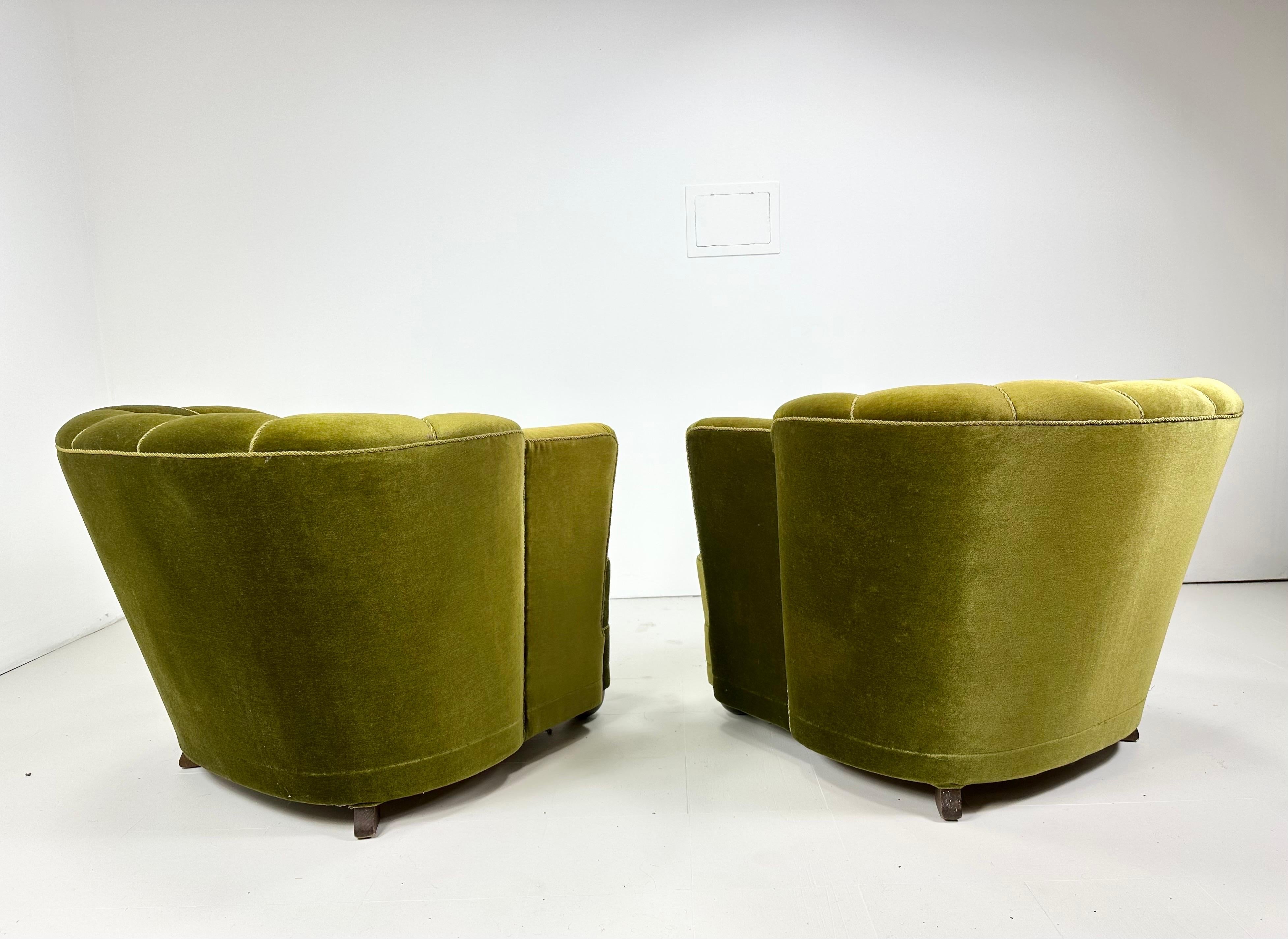 20th Century Pair of 1940’s Danish Lounge Chairs For Sale