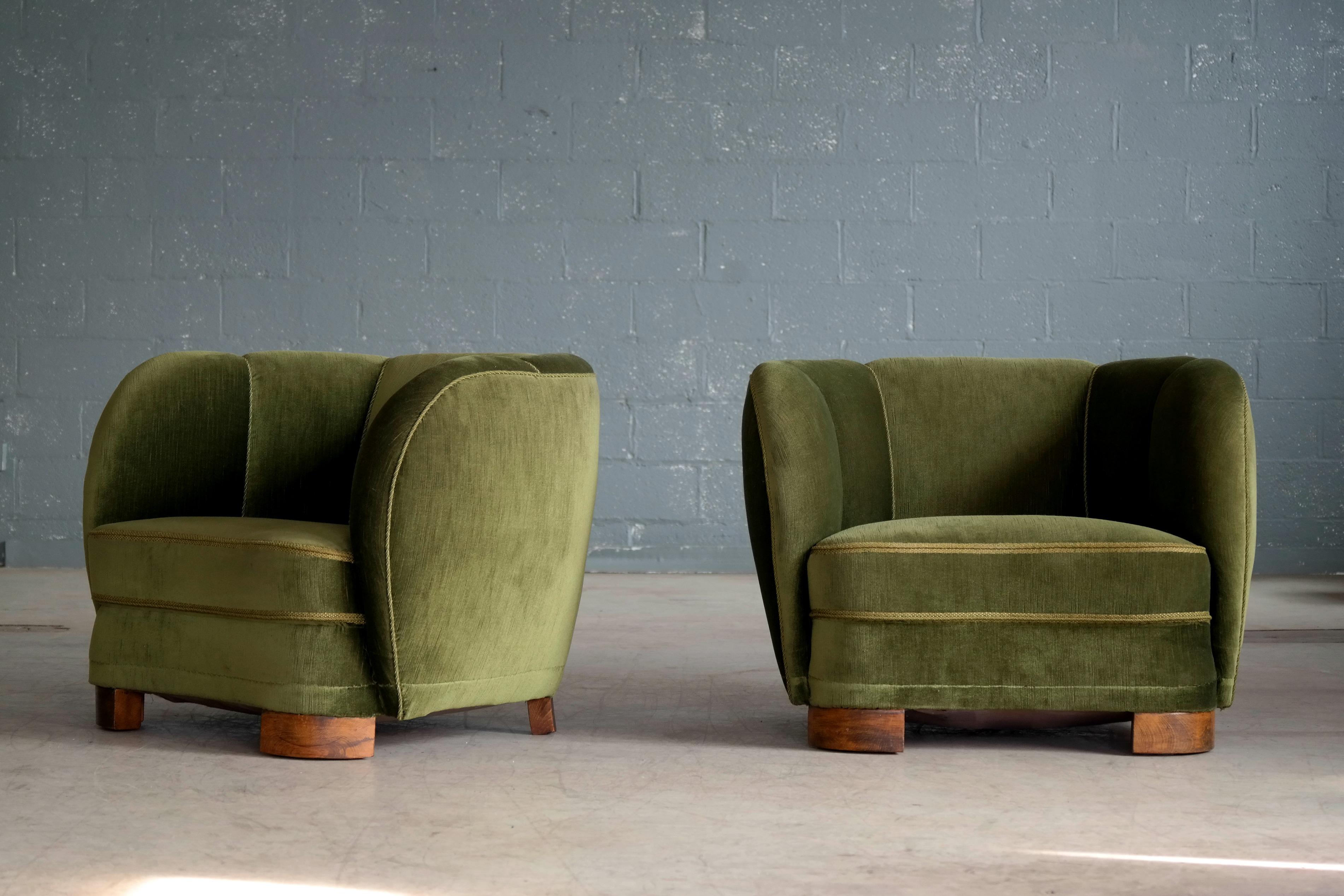 Mid-20th Century Pair of 1940s Danish Low Club or Lounge Chairs in the Style of Lassen or Boesen