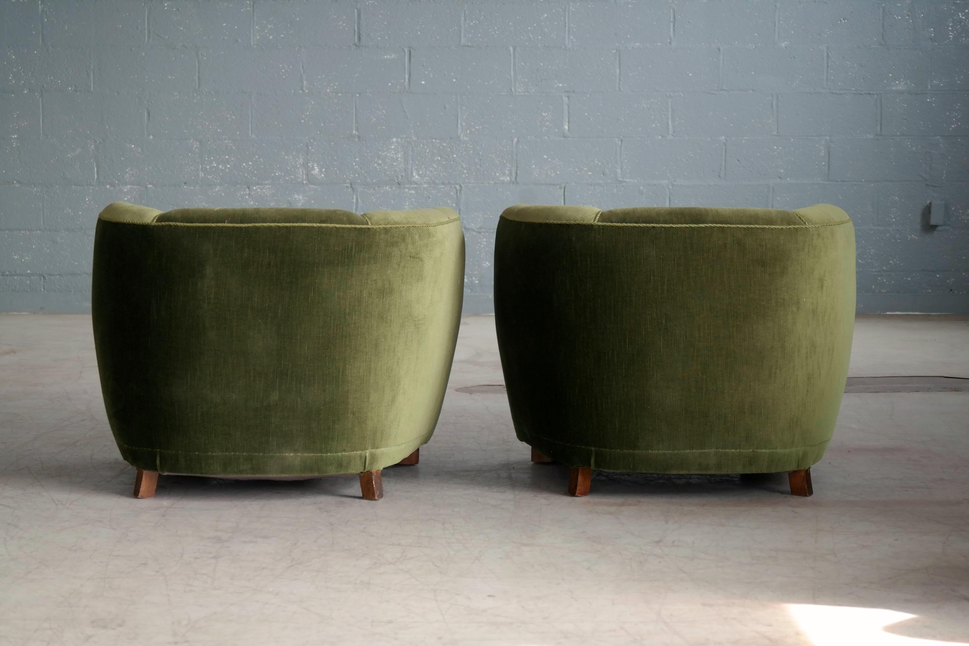 Pair of 1940s Danish Low Club or Lounge Chairs in the Style of Lassen or Boesen 2