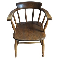 Paar Elm Captain Carver Stühle aus den 1940er Jahren CC41 Utility Design Möbel