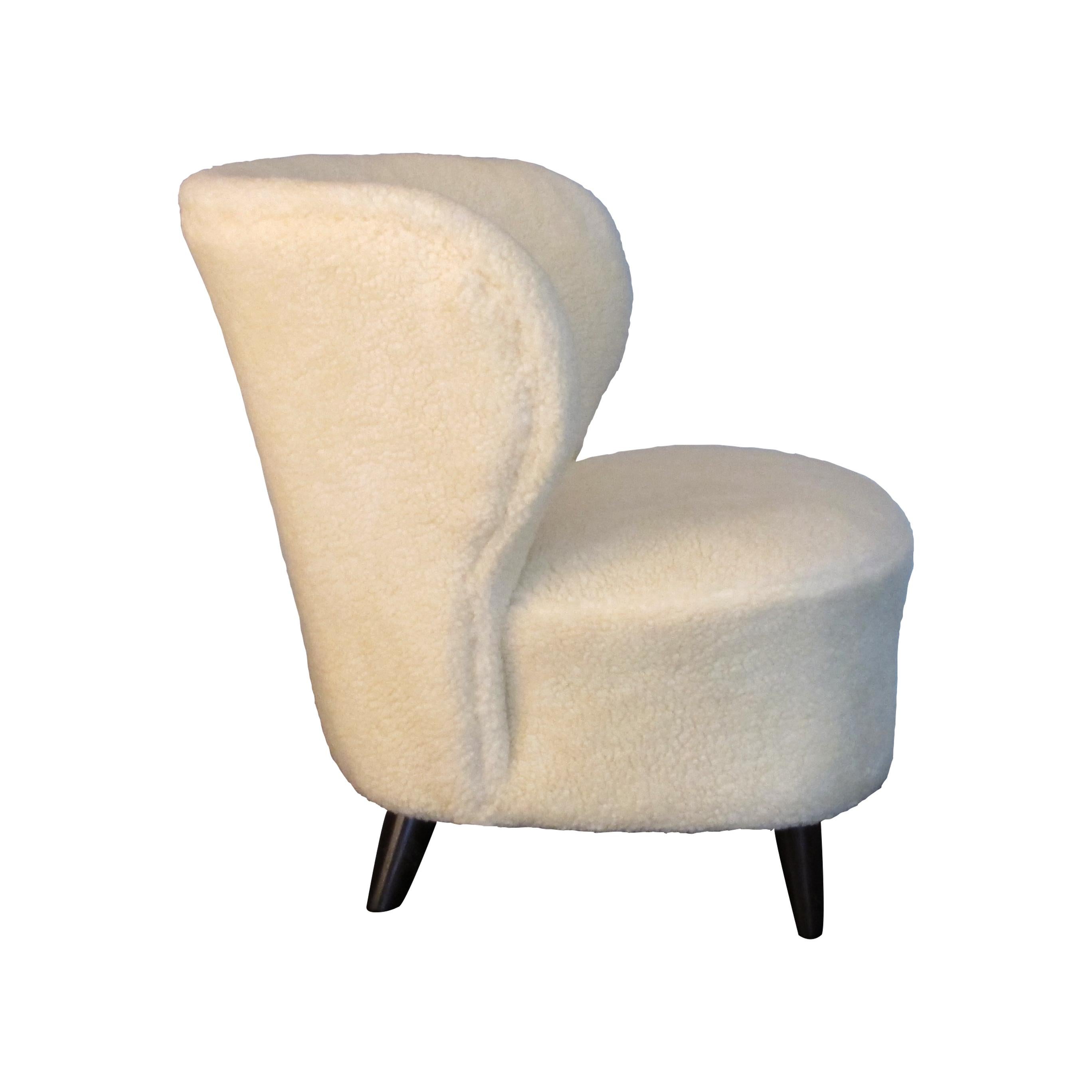 Mid-20th Century Pair of 1940s Finnish Curved Wingback Lounge Armchairs in Soft Lambskin Fabric