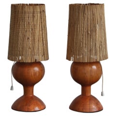 Pair of 1940s Finnish Modernist Table Lamps in Pinewood with Straw Shades