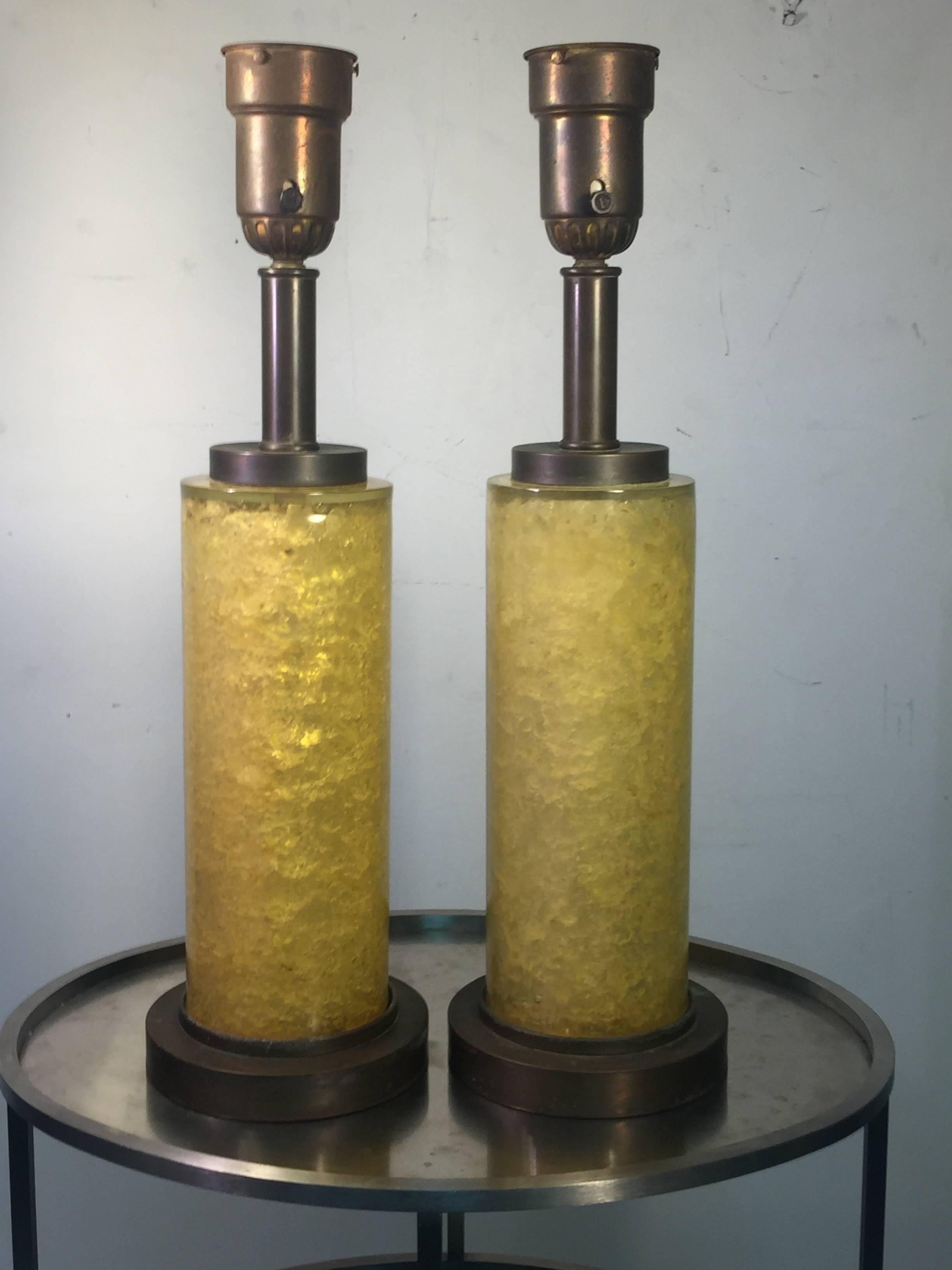 Pair of 1940s Modernist Fractured Yellow Resin Cylinder Lamps For Sale 6