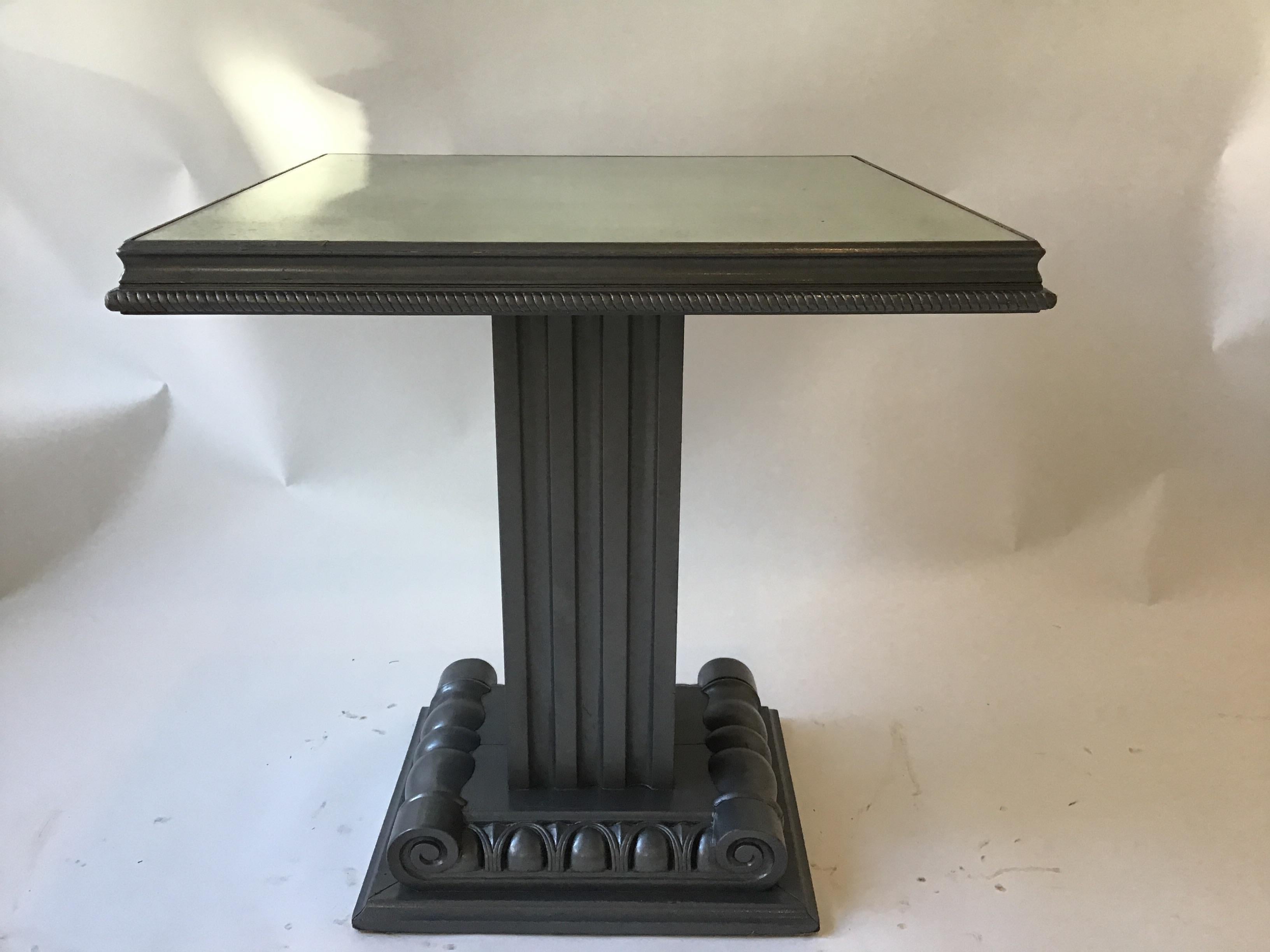 Paire de tables à colonnes de la maison Grosfeld des années 1940 en vente 1