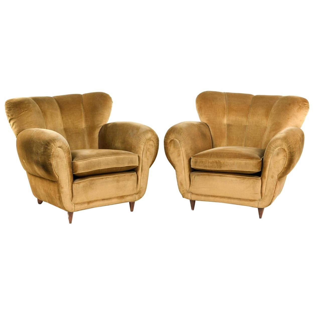 Pair of Large 1940s Italian Lounge Chairs Attributed to Guglielmo Ulrich For Sale