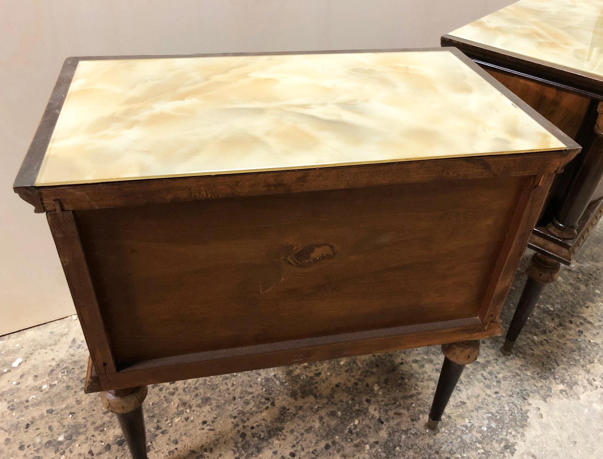 Pair of 1940s Italian Nightstands in Natural Walnut with Glass Top Marbled 4