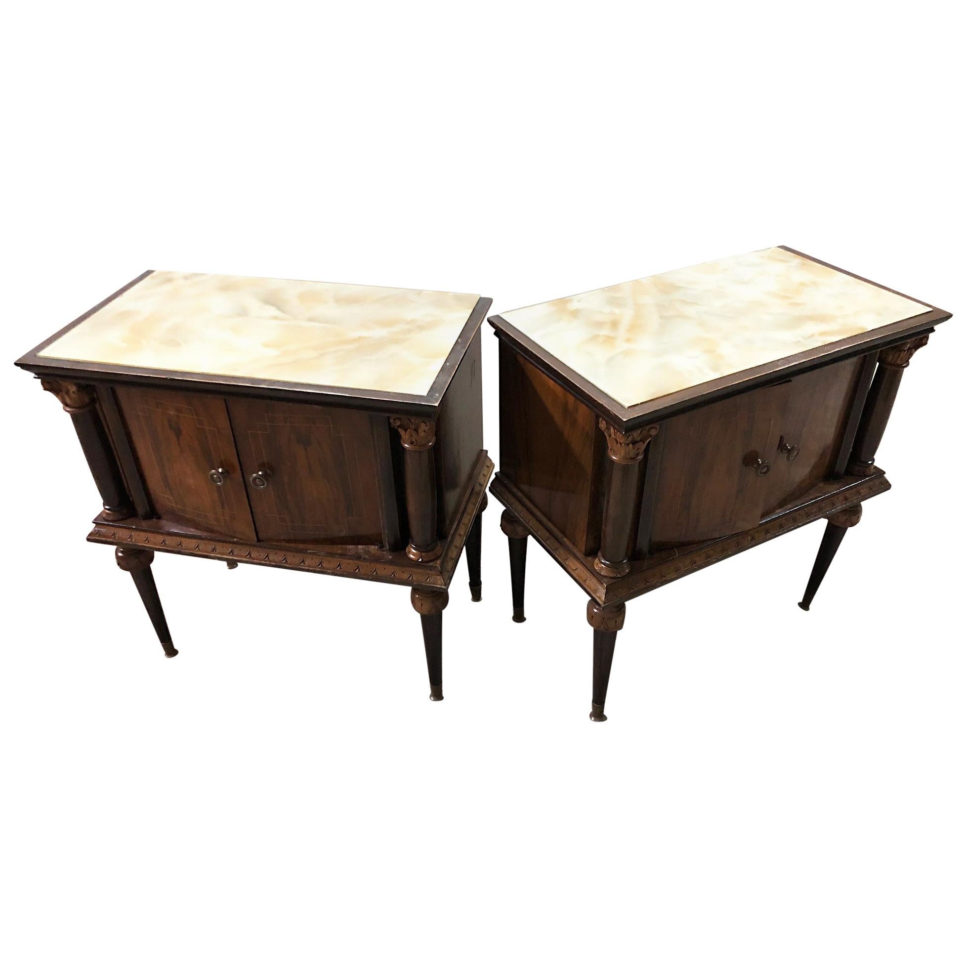 Pair of 1940s Italian Nightstands in Natural Walnut with Glass Top Marbled