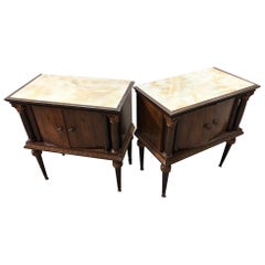 Pair of 1940s Italian Nightstands in Natural Walnut with Glass Top Marbled