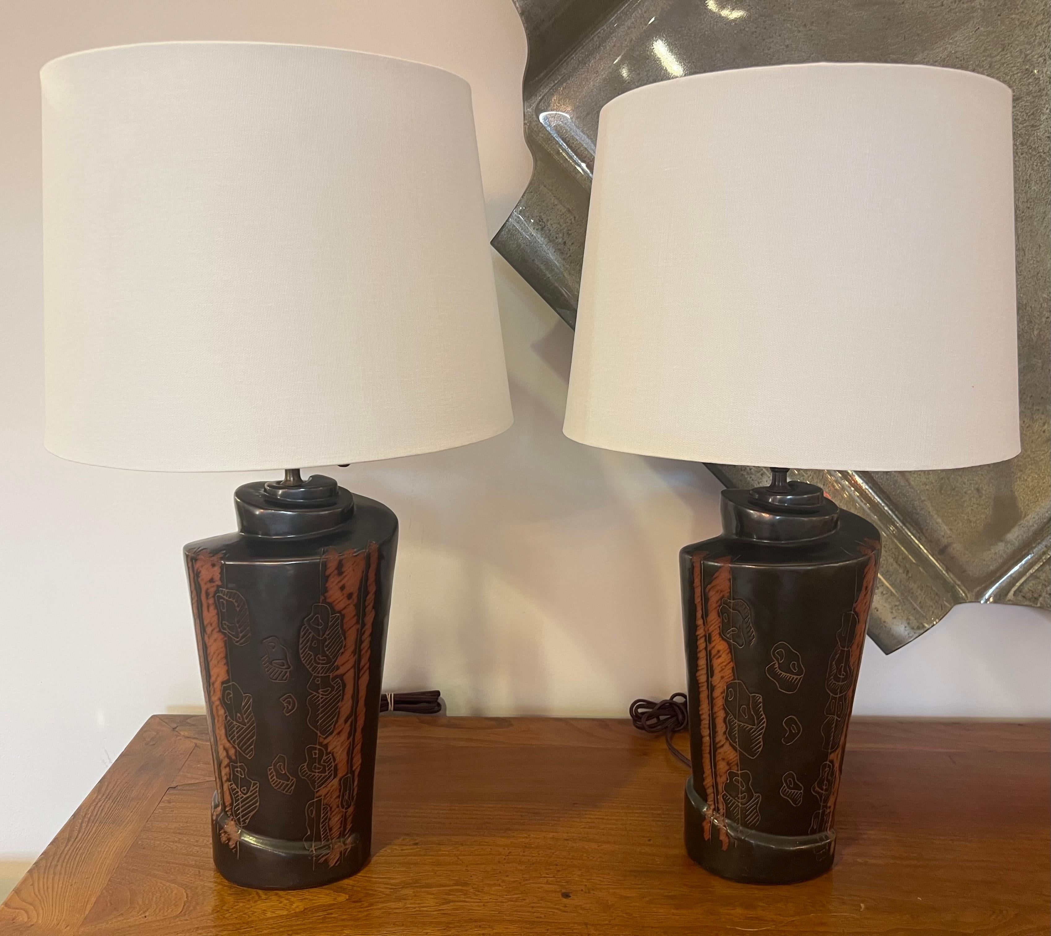Pair of 1940s American Marianna von Allesch Ceramic Table Lamps For Sale 7