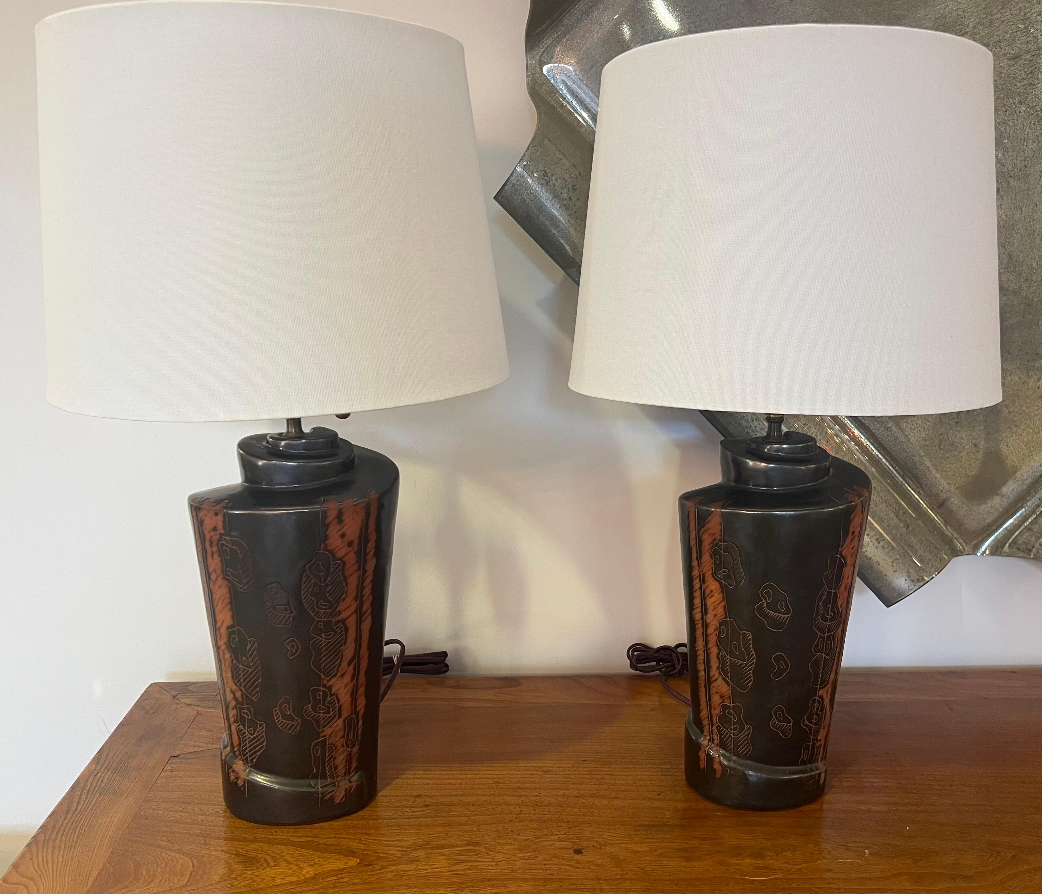 Pair of 1940s American Marianna von Allesch Ceramic Table Lamps en vente 1