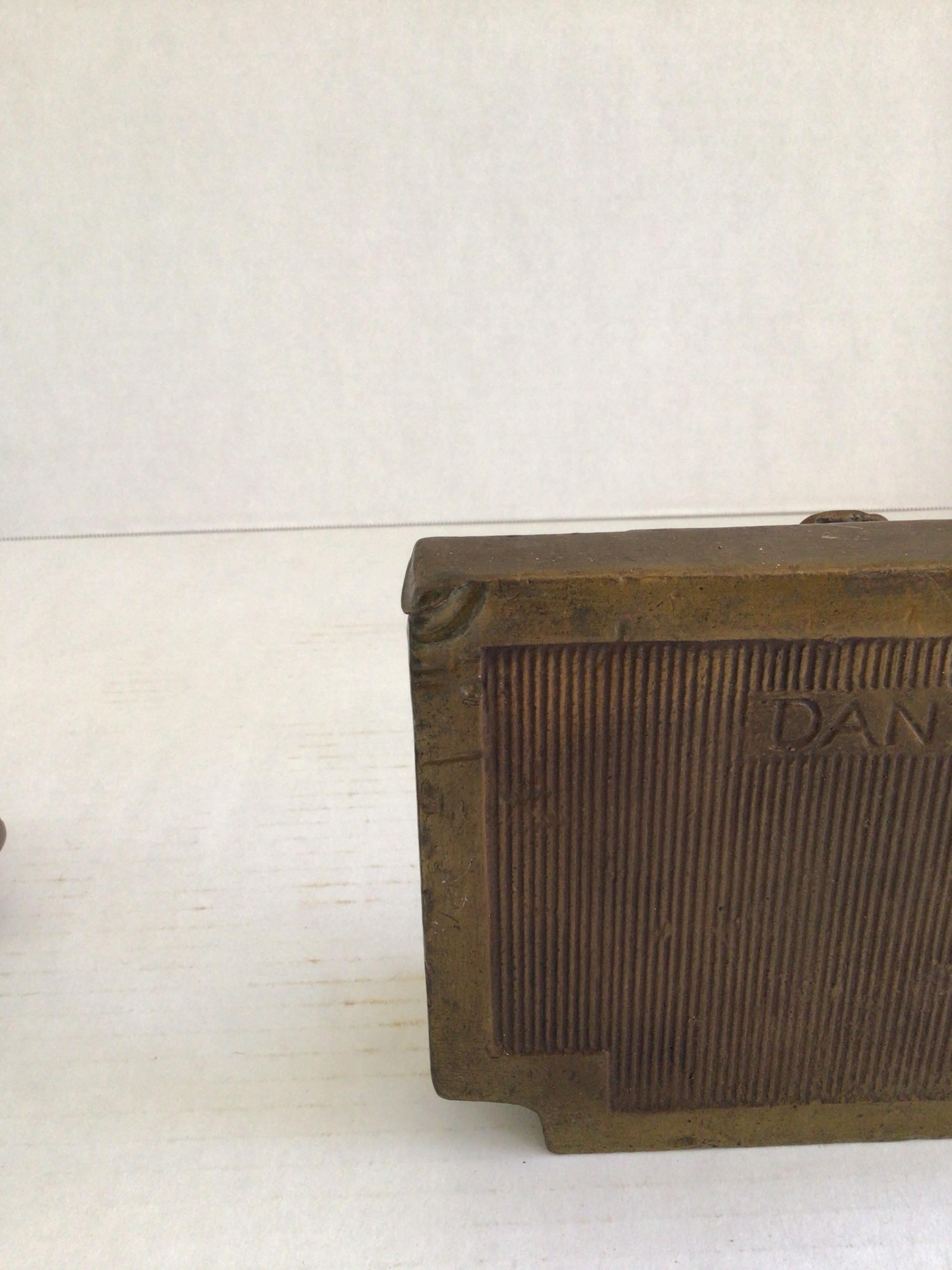Coppia di fermalibri Dante in gesso bronzato dipinto degli anni '40 in vendita 4