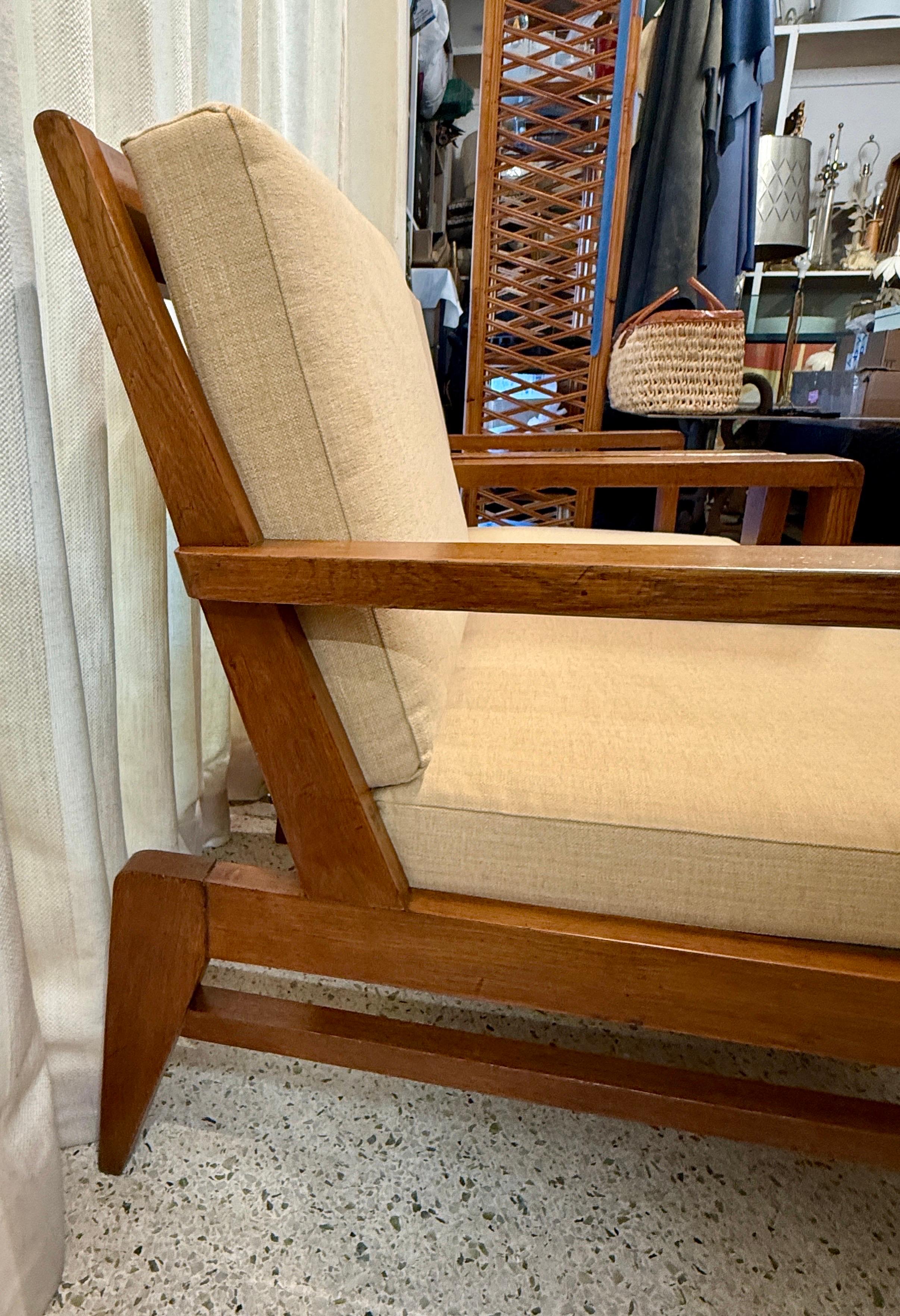 Français Pair of 1940's Rene Gabriel Oak Armchairs en vente