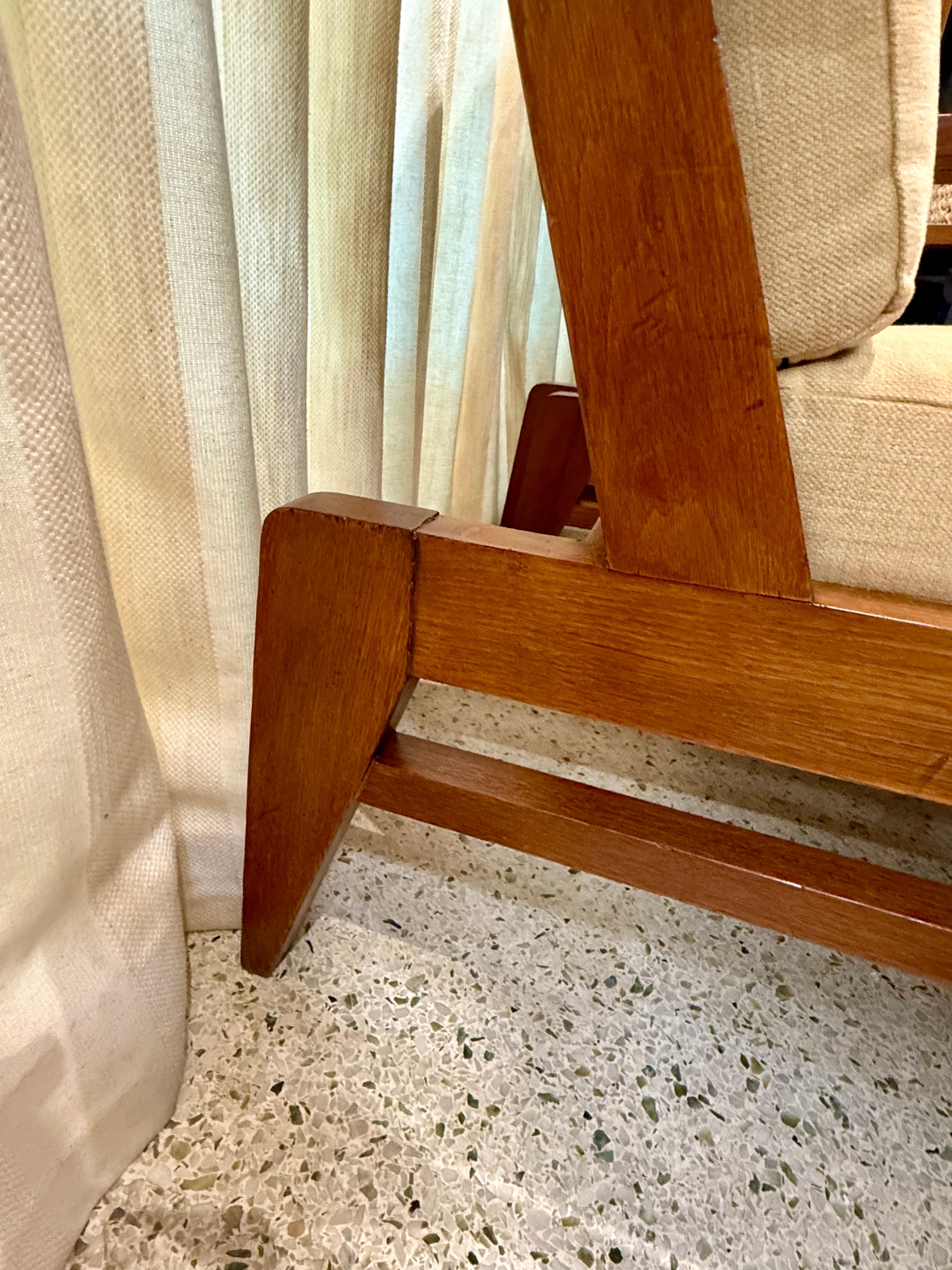 Milieu du XXe siècle Pair of 1940's Rene Gabriel Oak Armchairs en vente